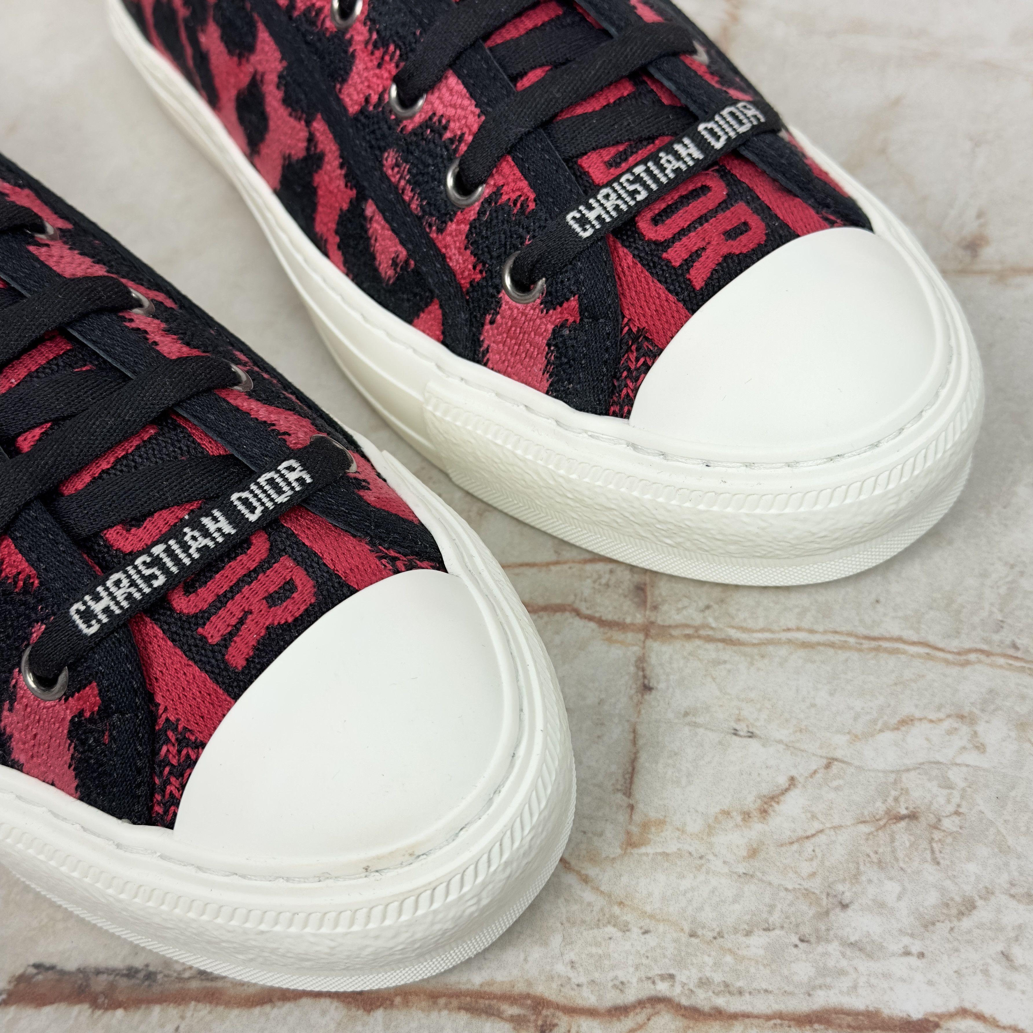 Dior Dior Walk N Dior Trainer Sneakers Leopard Fabric Size US 8.5 / IT 38.5 - 13 Thumbnail