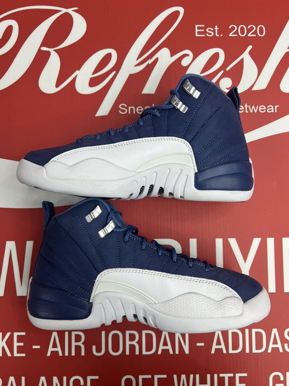 Jordan Brand Air Jordan 12 Indigo Size 6Y Size US 6 / EU 39 - 2 Thumbnail