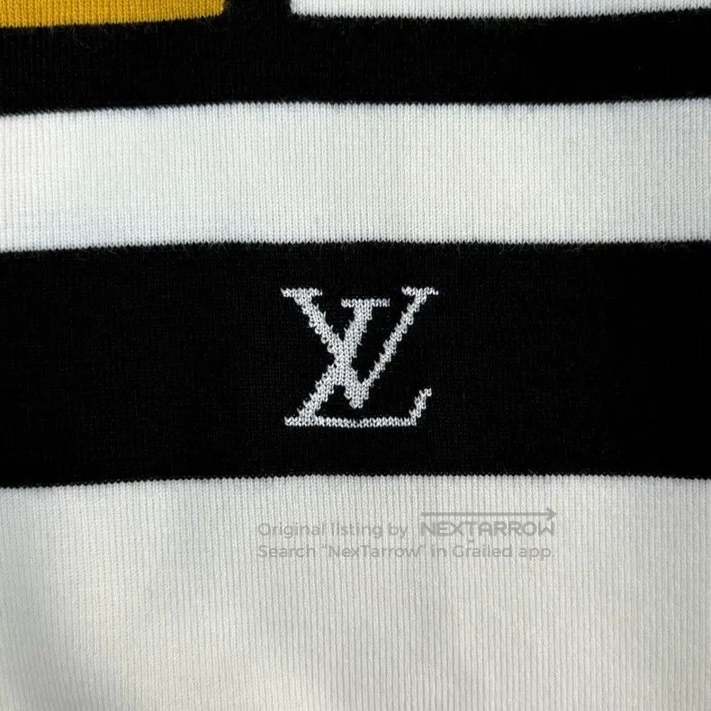 Louis Vuitton Louis Vuitton Color-block gold-button wool and silk-blend Size S / US 4 / IT 40 - 8 Thumbnail