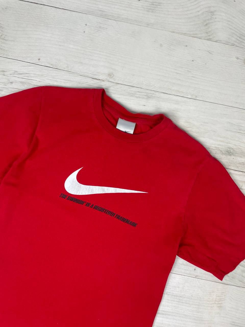 Nike Vintage Nike Big Logo Swoosh T Shirt 00s Size US M / EU 48-50 / 2 - 2 Thumbnail