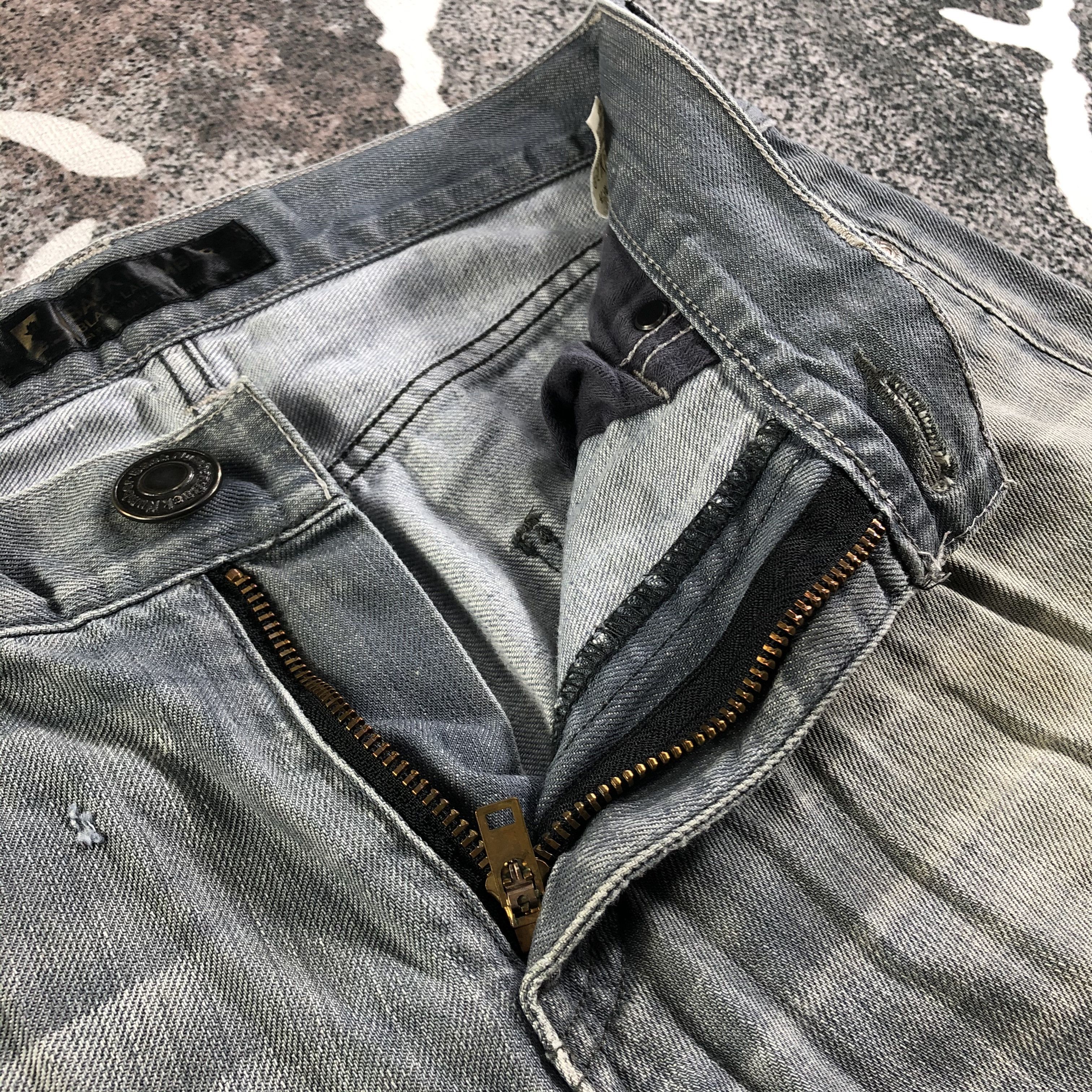 Japanese Brand Distress Back Number Jeans Faded Blue Denim KJ2374 Size US 30 / EU 46 - 8 Thumbnail