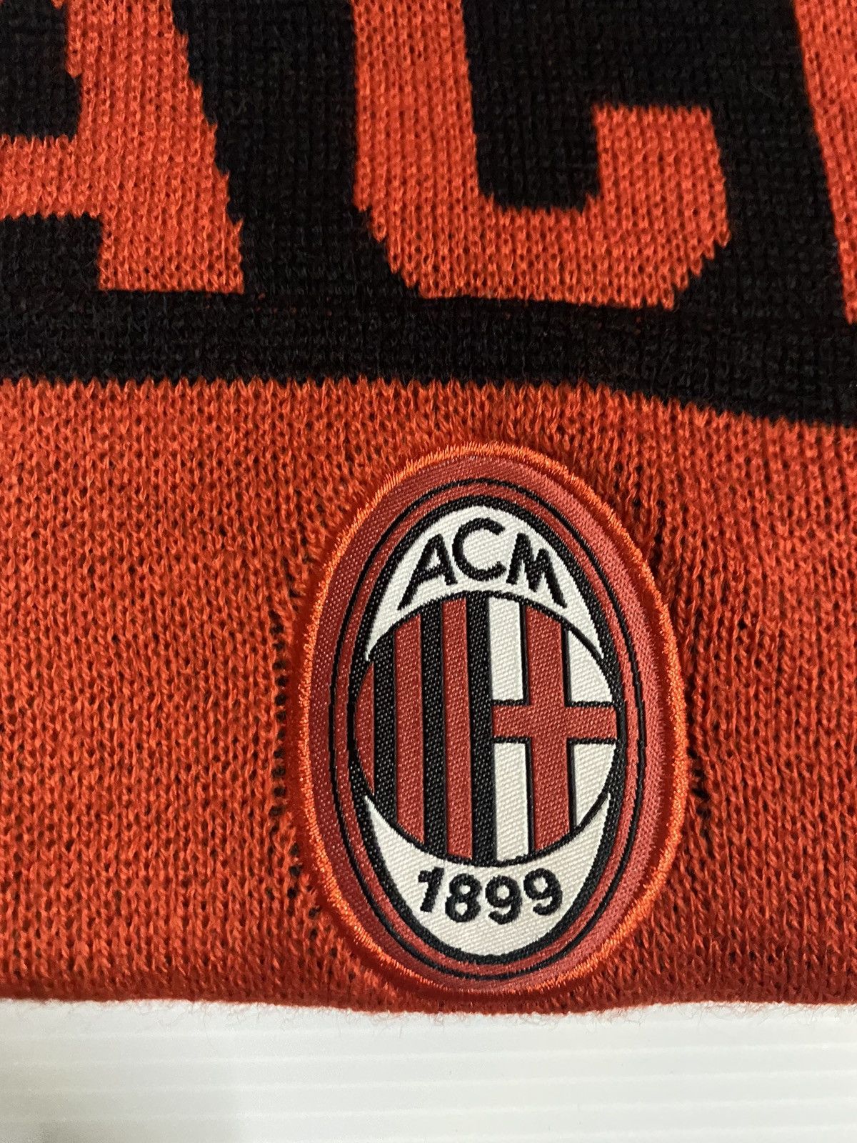 Vintage Ac Milan Club Small Patches Beanie Hat Size ONE SIZE - 2 Thumbnail
