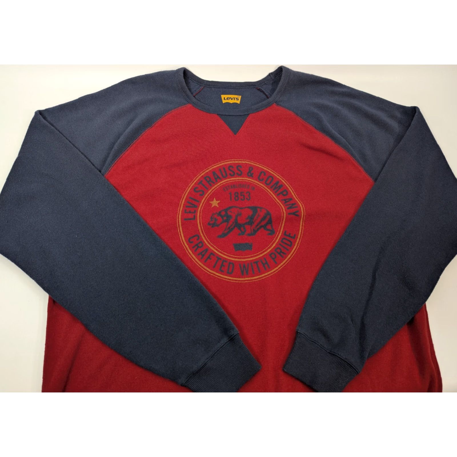 Levi's Levis Logo Crew Raglan Sweatshirt Red Navy Standard Fit Casual Lounge Men 2XL Size US XXL / EU 58 / 5 - 2 Thumbnail