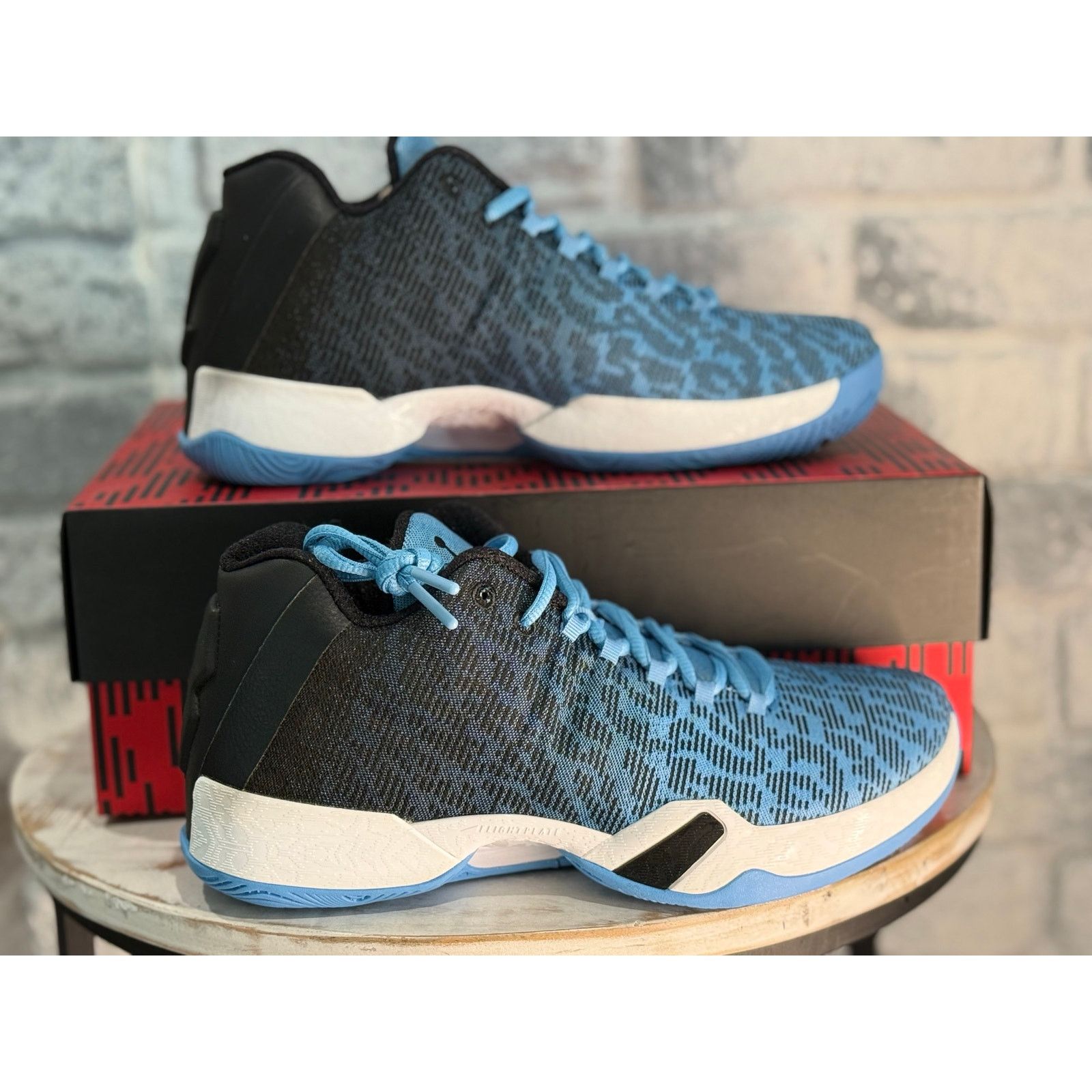 Jordan Brand Jordan 29 XX9 Low UNC Size 7.5 New Rare grail 828051-401 Size US 7.5 / EU 40-41 - 1 Thumbnail