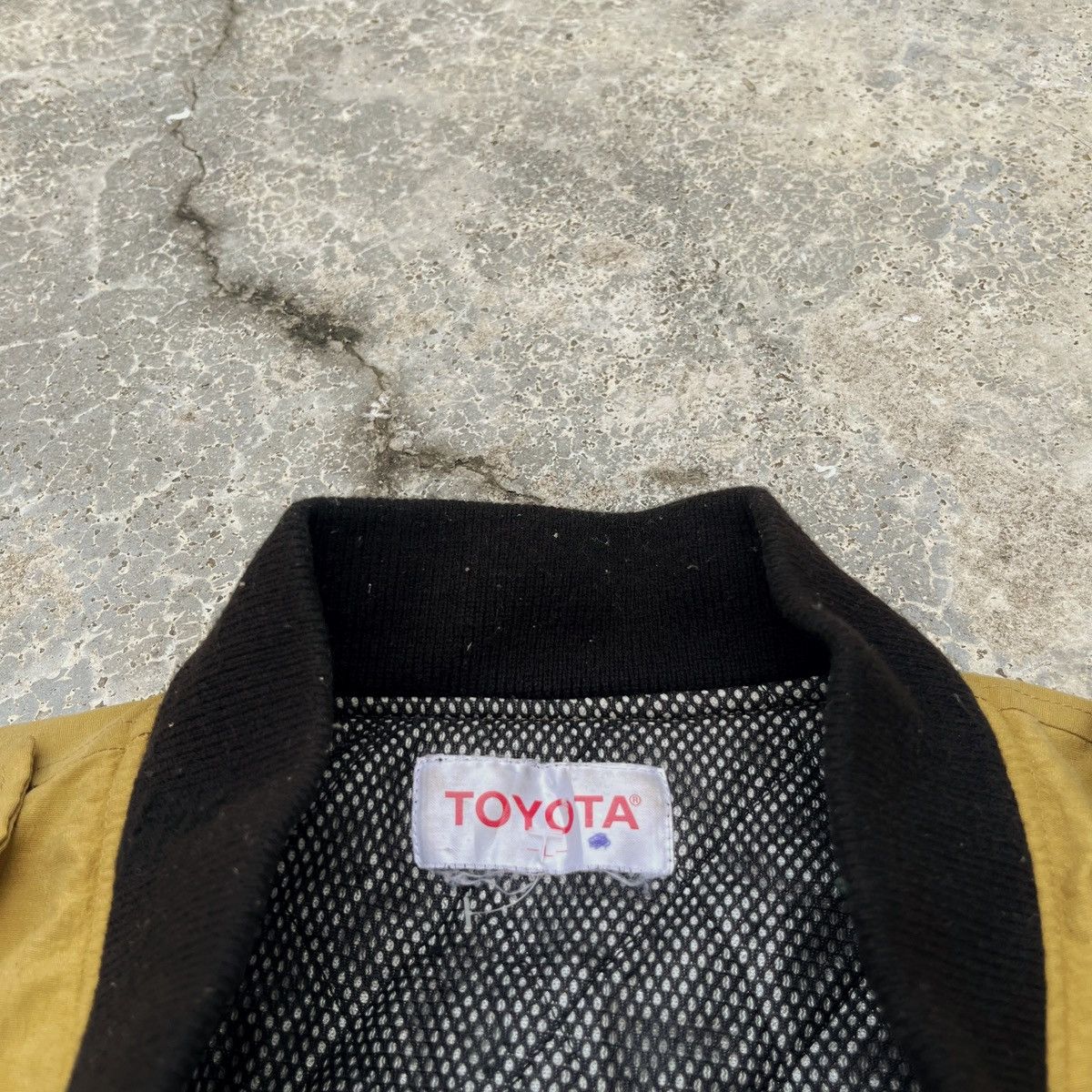 Vintage Toyota TRD Vintage Racing Bomber Jacket Nice Embroided Logo Size US L / EU 52-54 / 3 - 6 Thumbnail