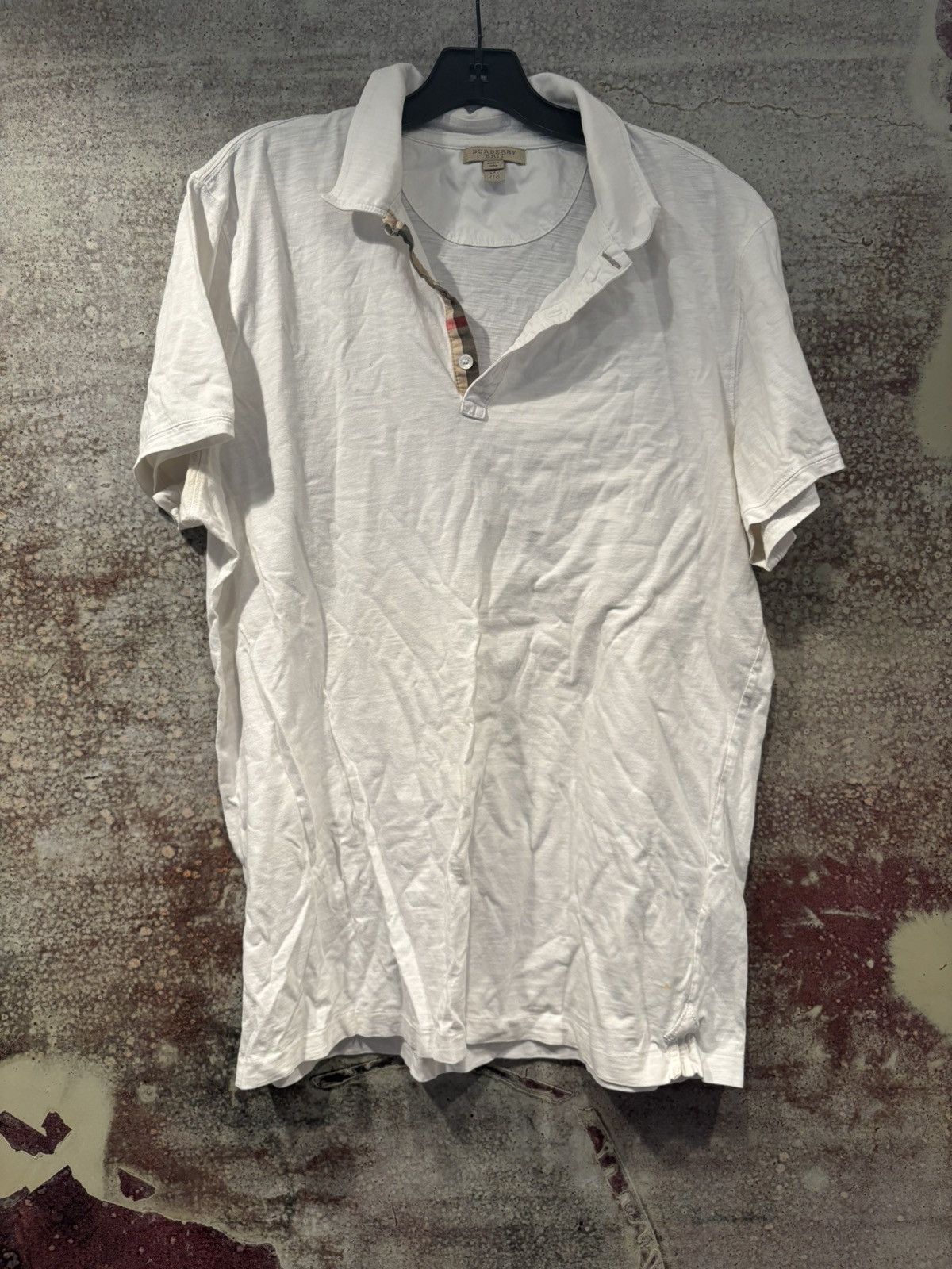 Burberry White XXL Burberry Brit Polo With Burberry Print on Collar Size US XXL / EU 58 / 5 - 1 Thumbnail