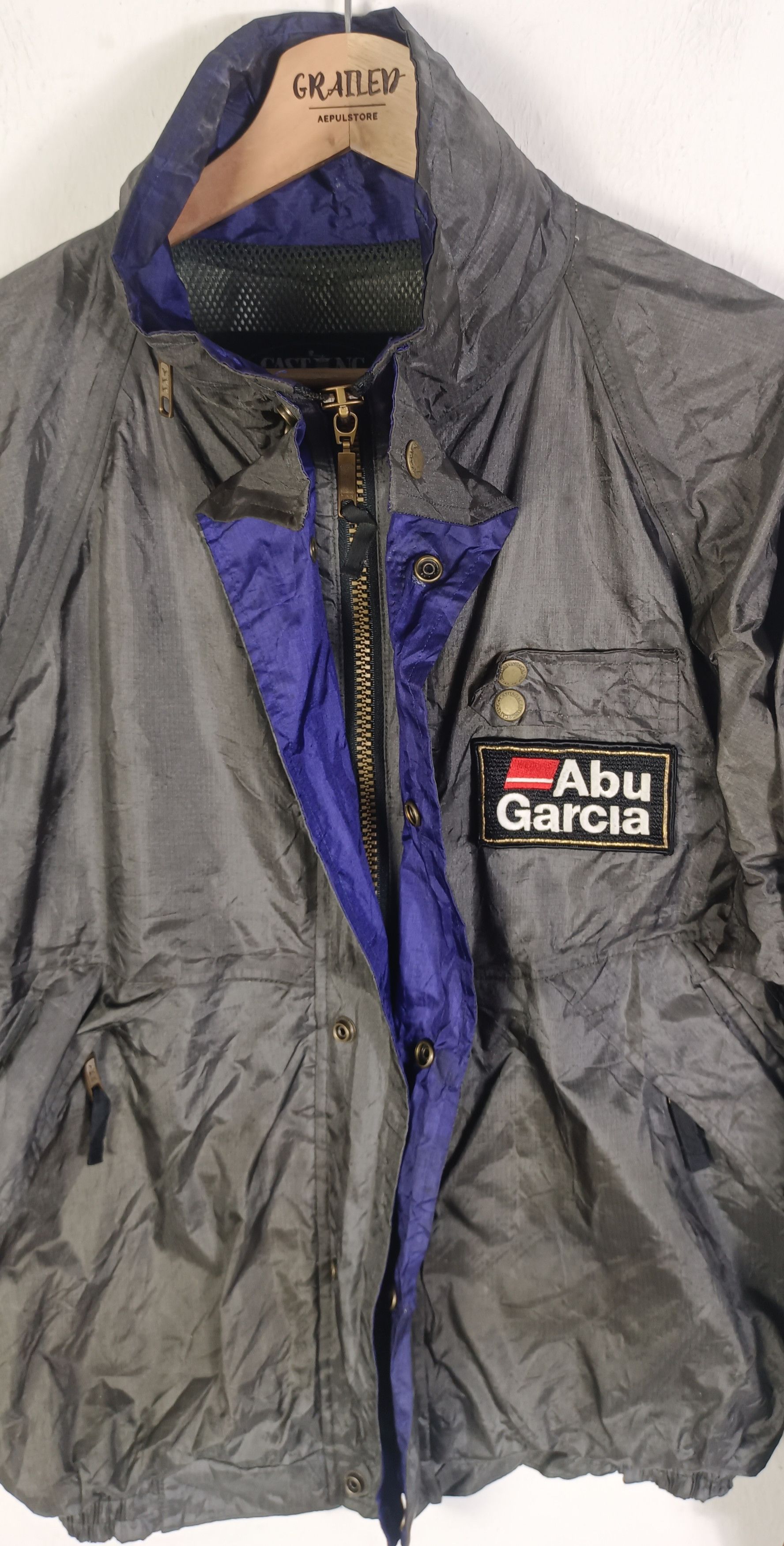 DAIWA Vintage Abu Garcia Casting Bomber Jacket Size US M / EU 48-50 / 2 - 6 Thumbnail
