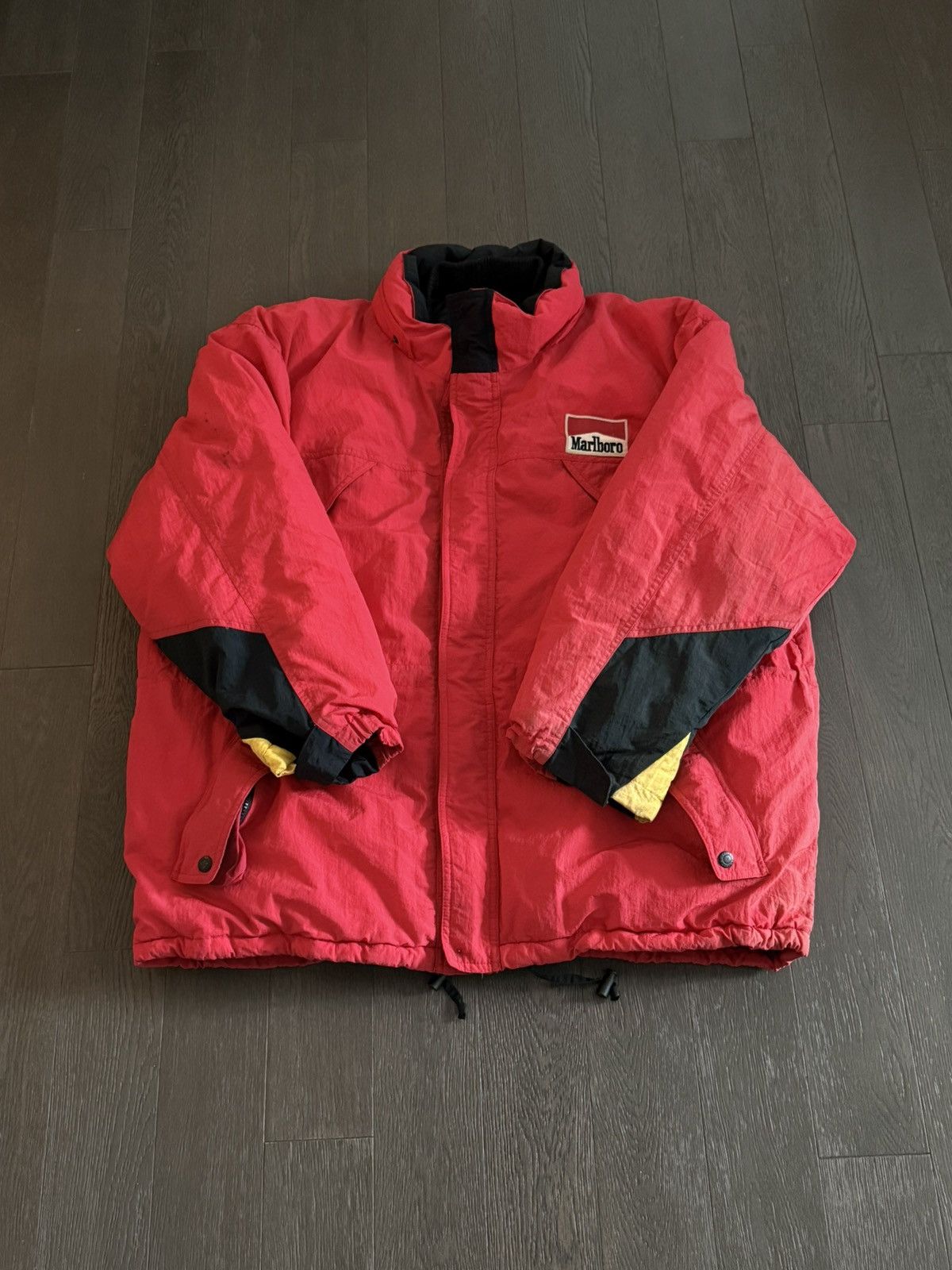 Marlboro Vintage Marlboro Puffer Jacket Size US XL / EU 56 / 4 - 1 Thumbnail