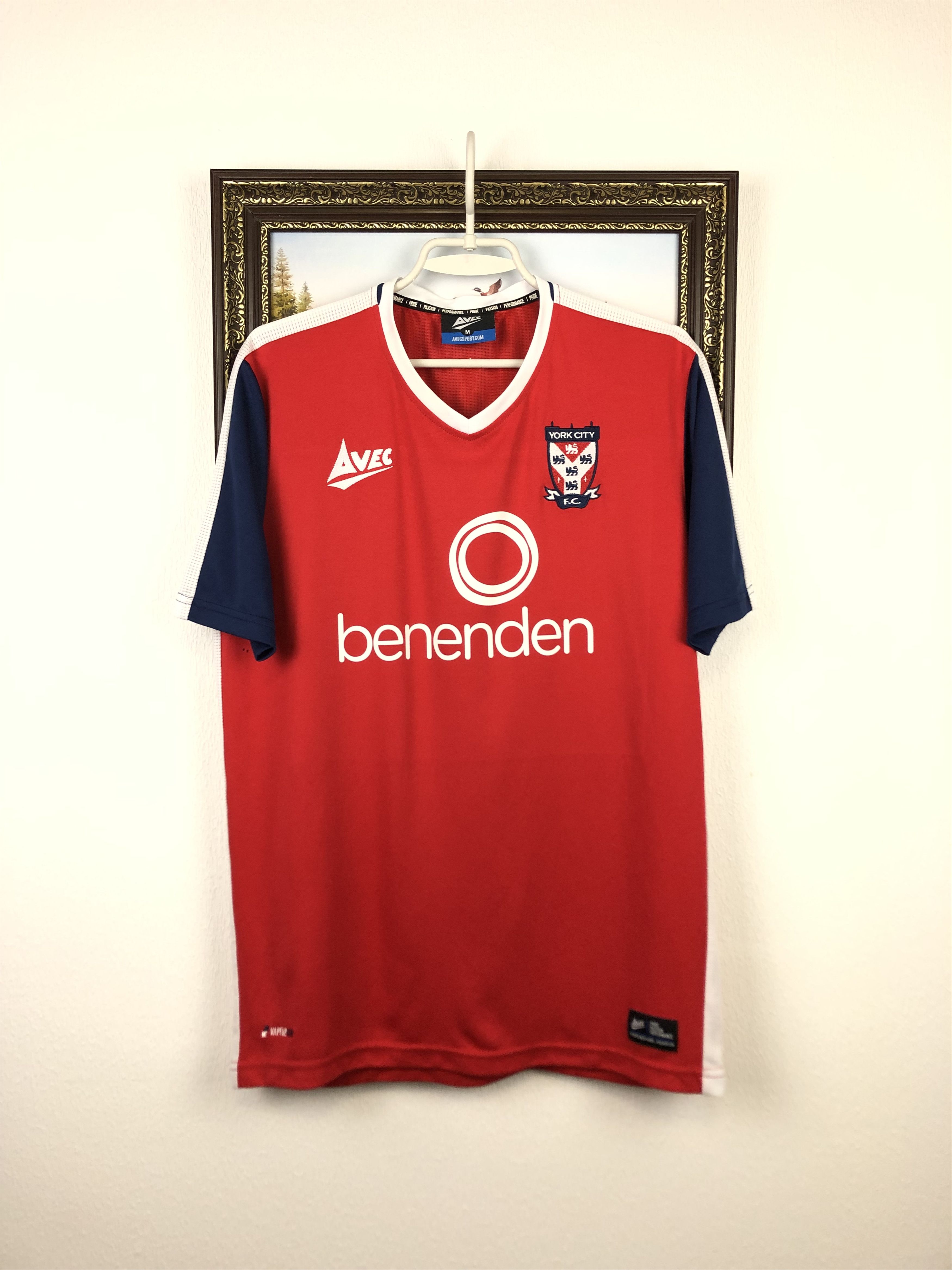Other York City Home football shirt 2017 Soccer Red Jersey Trikot Size US M / EU 48-50 / 2 - 1 Thumbnail