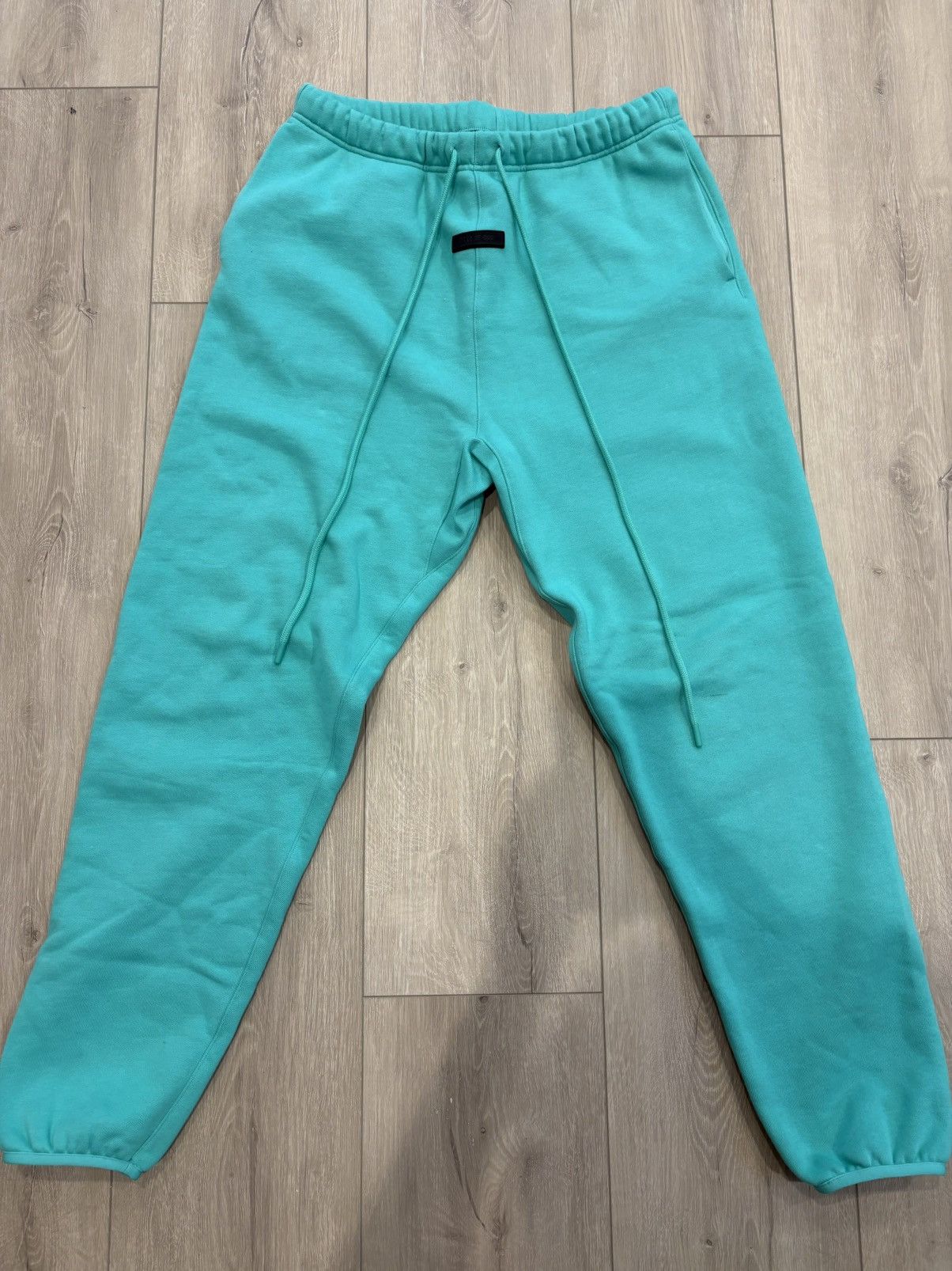 Essentials Fear Of God Essentials Sweatpants Mint Leaf Size US 34 / EU 50 - 1 Thumbnail