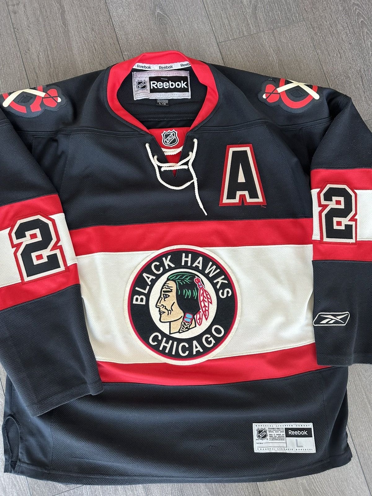 Reebok Duncan Keith Chicago Blackhawks 2009 Alternate Jersey Size US L / EU 52-54 / 3 - 3 Thumbnail