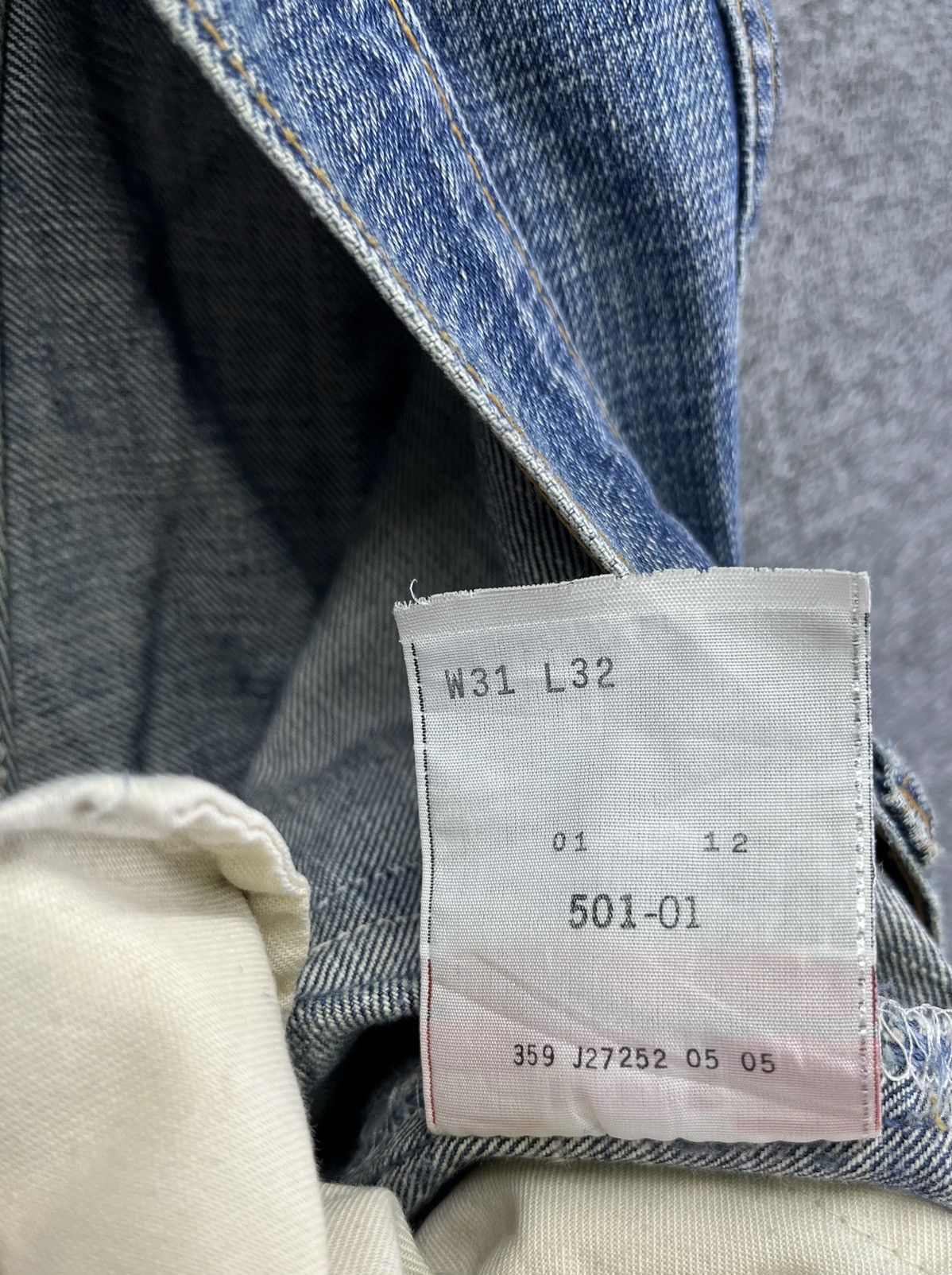 Levi's Vintage 90s Levis 501 Rare Trashed Jeans Denim Pants Size US 31 - 11 Thumbnail