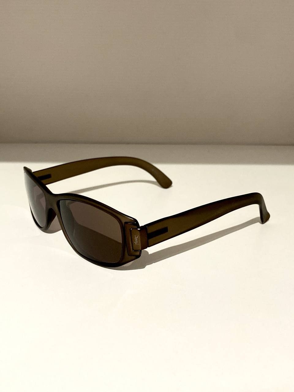 Yves Saint Laurent Yves Saint Laurent YSL Logo Retro Sunglasses Vintage Y2K Size ONE SIZE - 7 Thumbnail