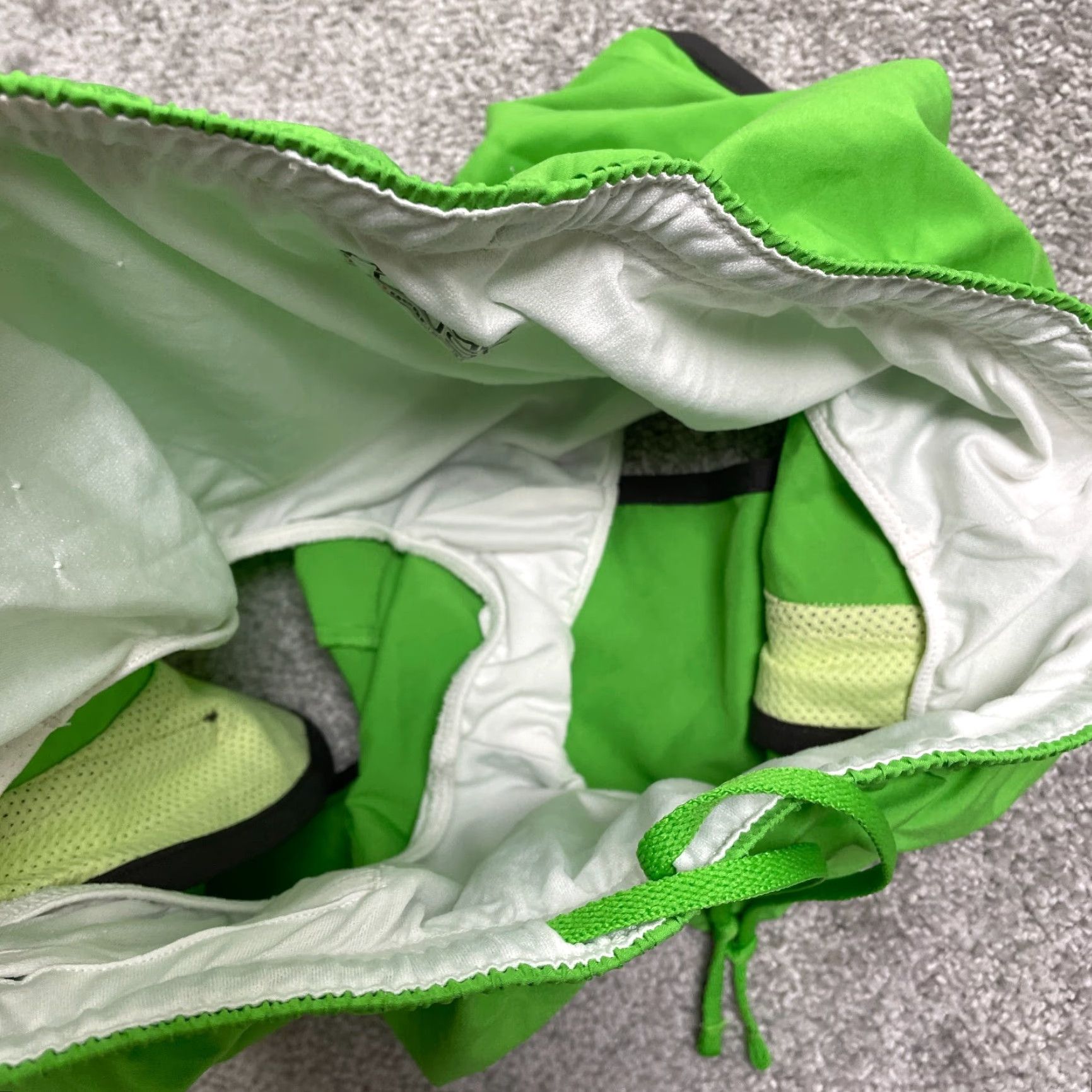 Under Armour Under Armour Loose Active Shorts Womens M Green Drawstring Athletic 28x3 Size 28" / US 6 / IT 42 - 5 Thumbnail
