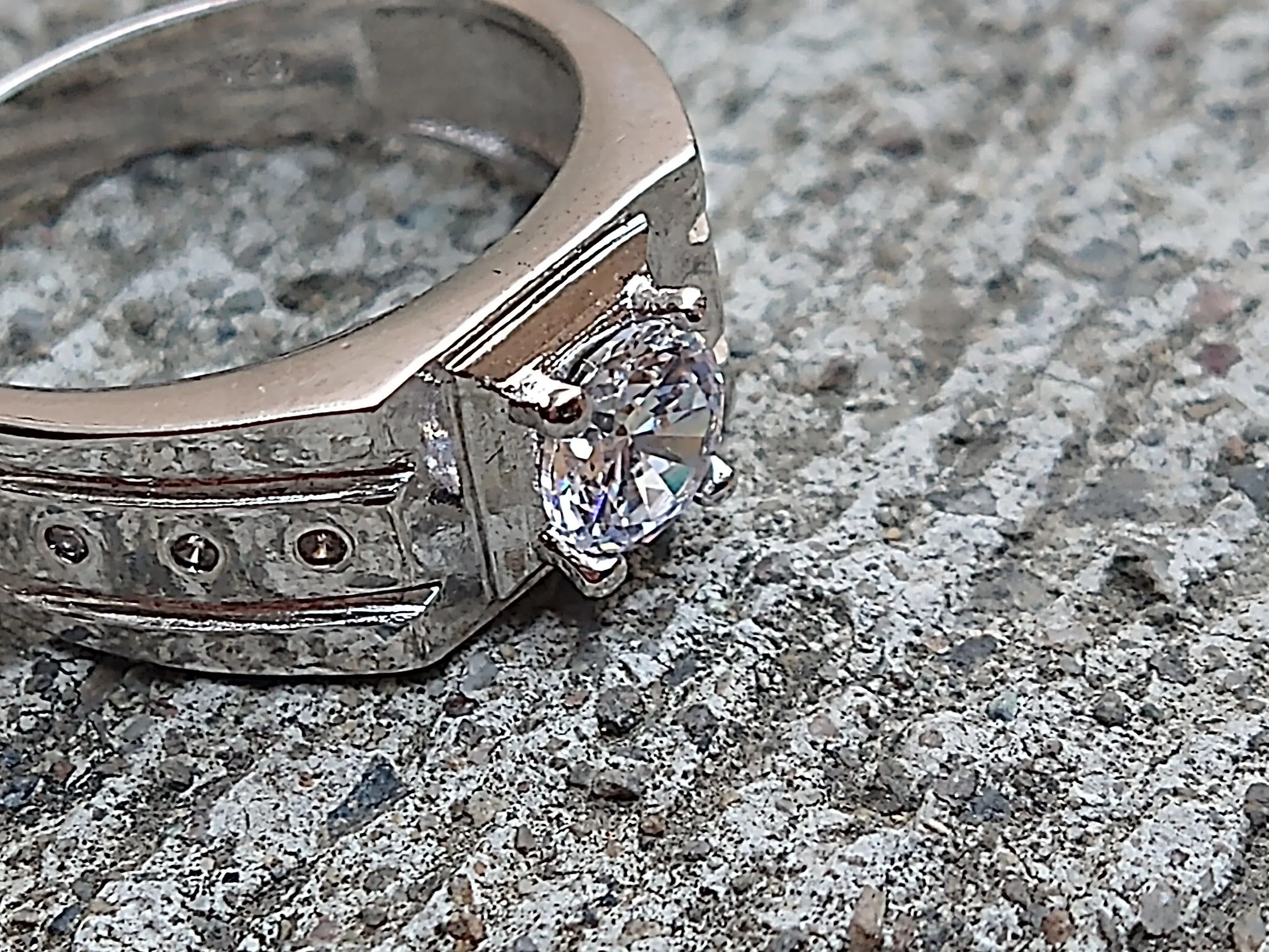 Sterling Silver Sterling Silver Ring Size 8.75 Clear CZ Round Band Size ONE SIZE - 9 Thumbnail