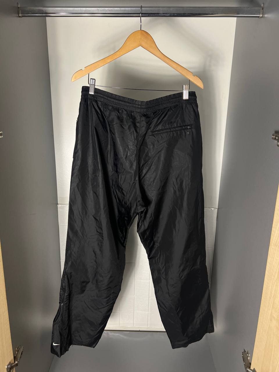 Nike VINTAGE NIKE NYLON RETRO SWEATPANTS DRILL SWOOSH Y2K 90s Size US 32 / EU 48 - 11 Thumbnail