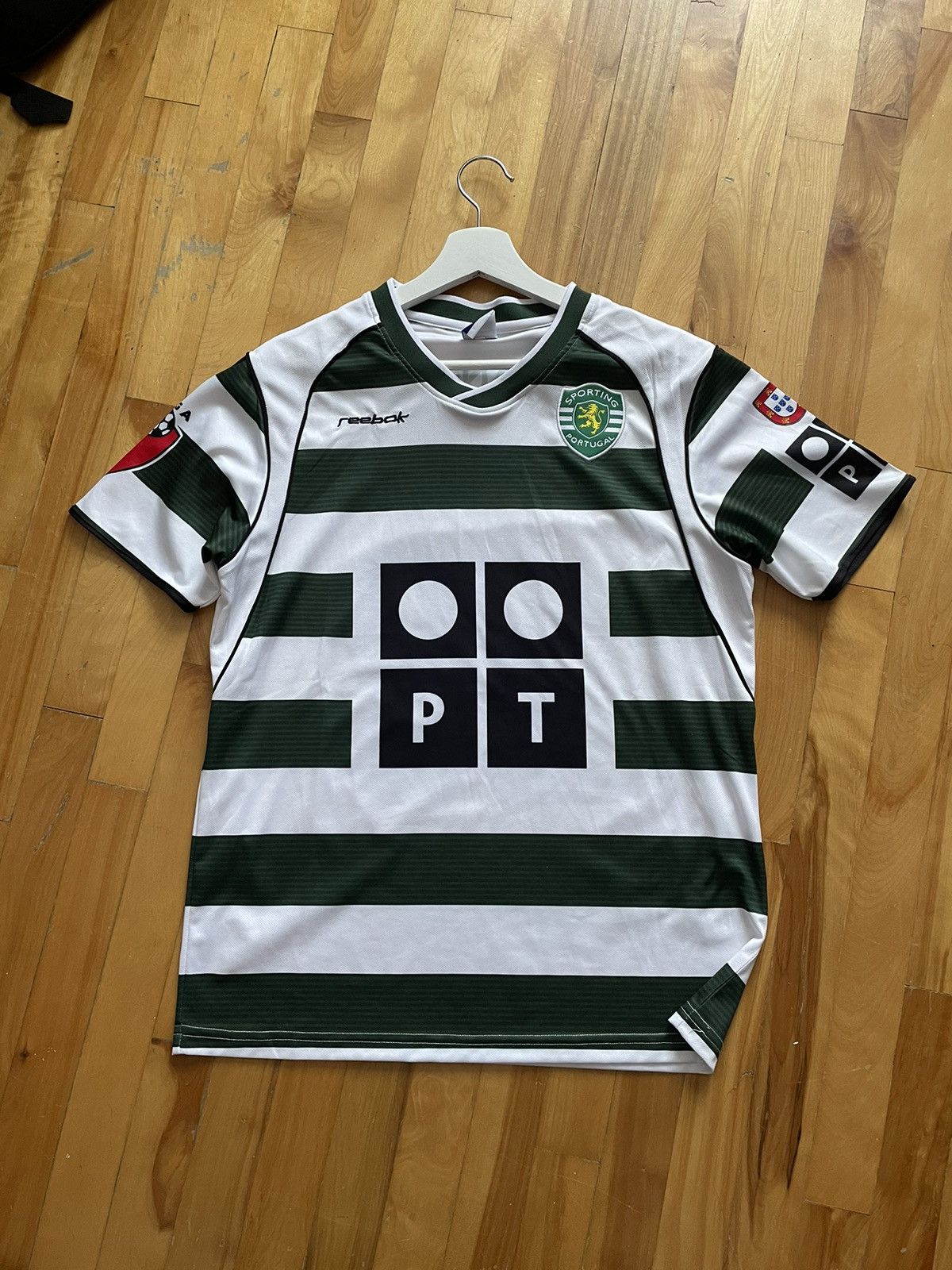 Reebok Sporting 2002/03 home jersey (CR7) Size US M / EU 48-50 / 2 - 2 Thumbnail
