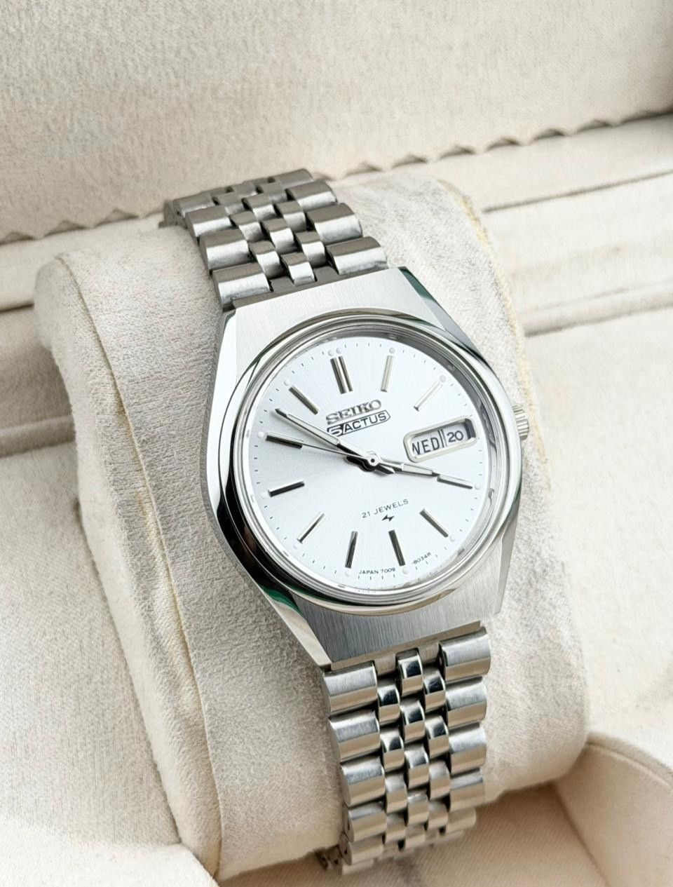 Seiko Vintage Seiko 5 Actus Men's Wrist Automatic Watch|Day-Date Size 36 - 7 Thumbnail