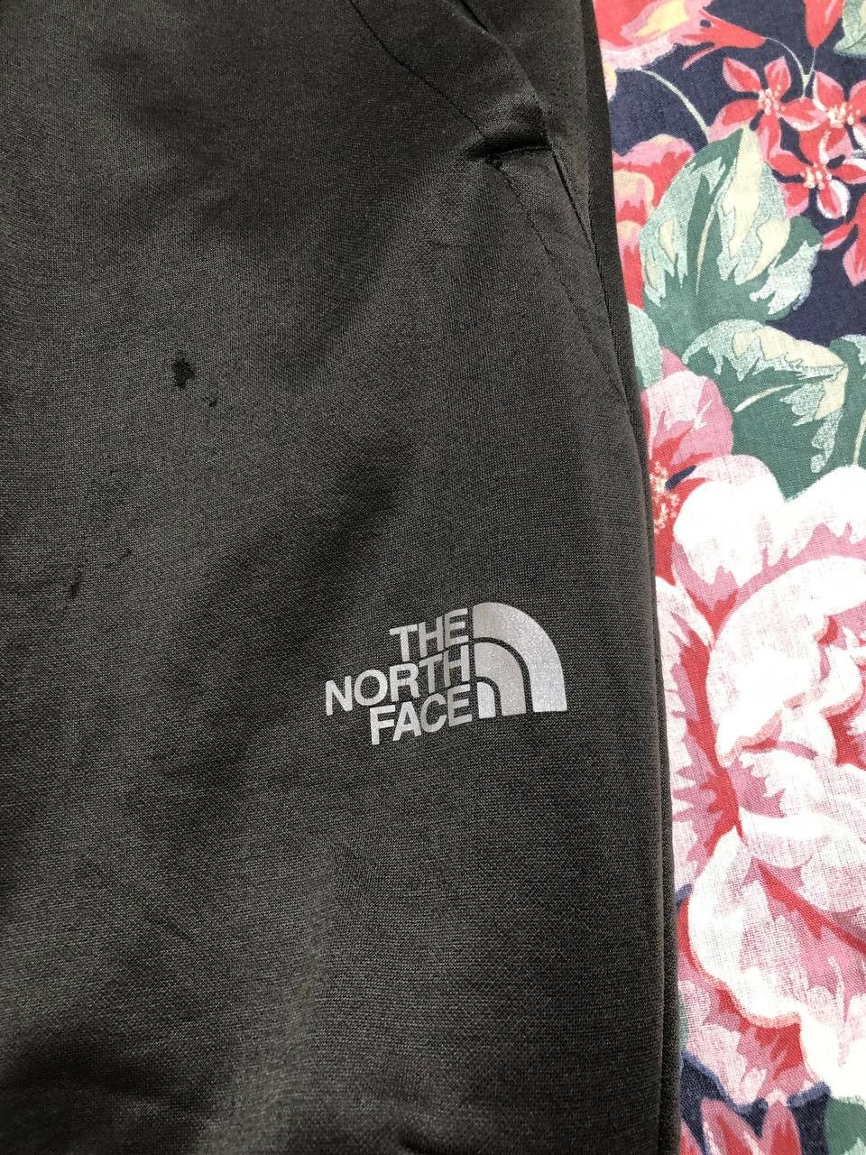 The North Face Vintage The North Face Sportwear Training Sweatpants Size US 28 / EU 44 - 6 Thumbnail