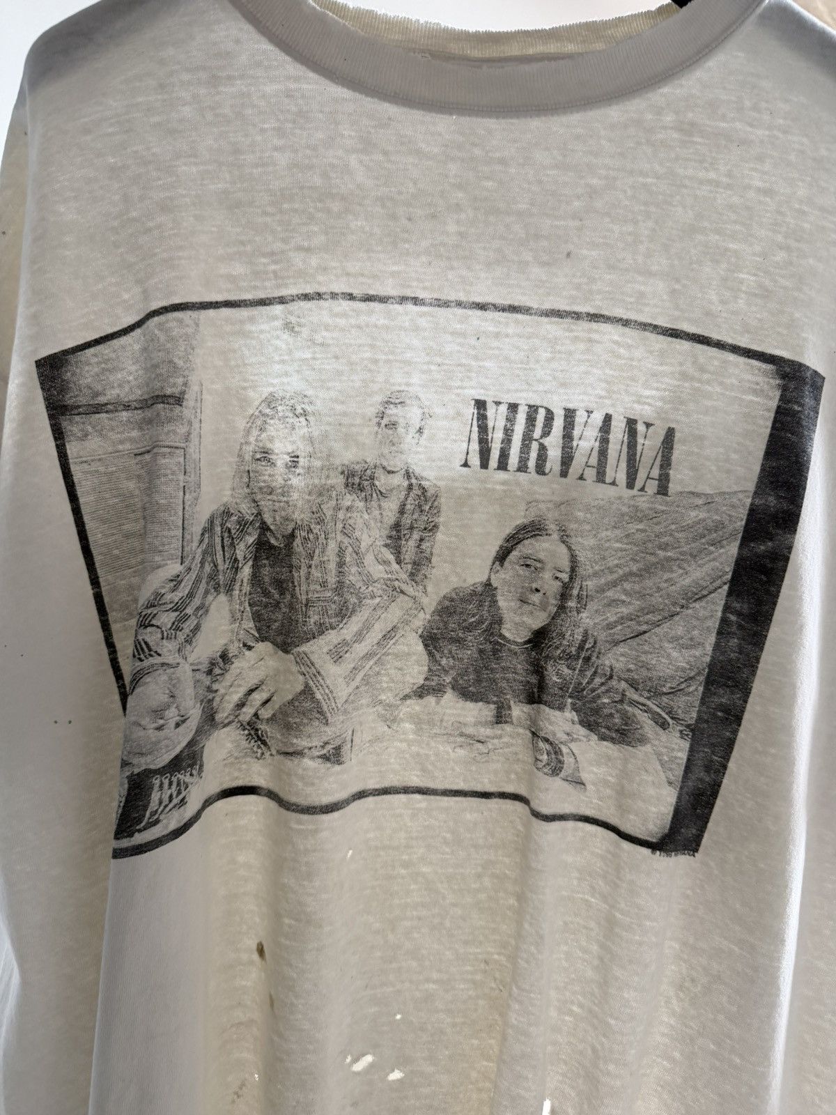 Band Tees Thrashed 90s Distressed Faded Nirvana Erd Grunge Band Tee Size US XL / EU 56 / 4 - 7 Thumbnail
