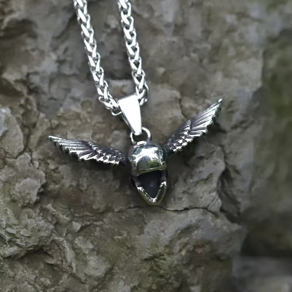Vintage Vintage Goth Wing Skull Necklace Size ONE SIZE - 4 Thumbnail