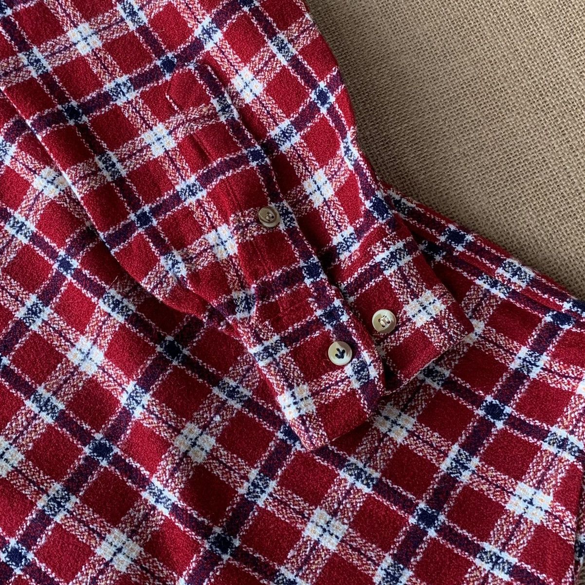 Yves Saint Laurent YSL Yves Saint Laurent Salan Button Up Shirt Size US L / EU 52-54 / 3 - 7 Thumbnail