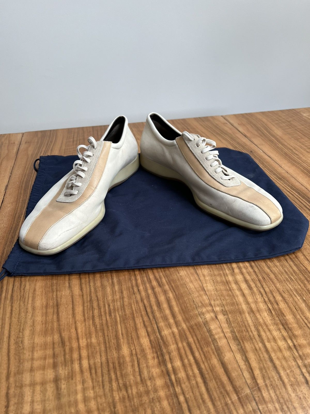 Salvatore Ferragamo Beige suede men’s Salvatore Ferragamo shoes / loafers Size US 10 / EU 43 - 7 Thumbnail