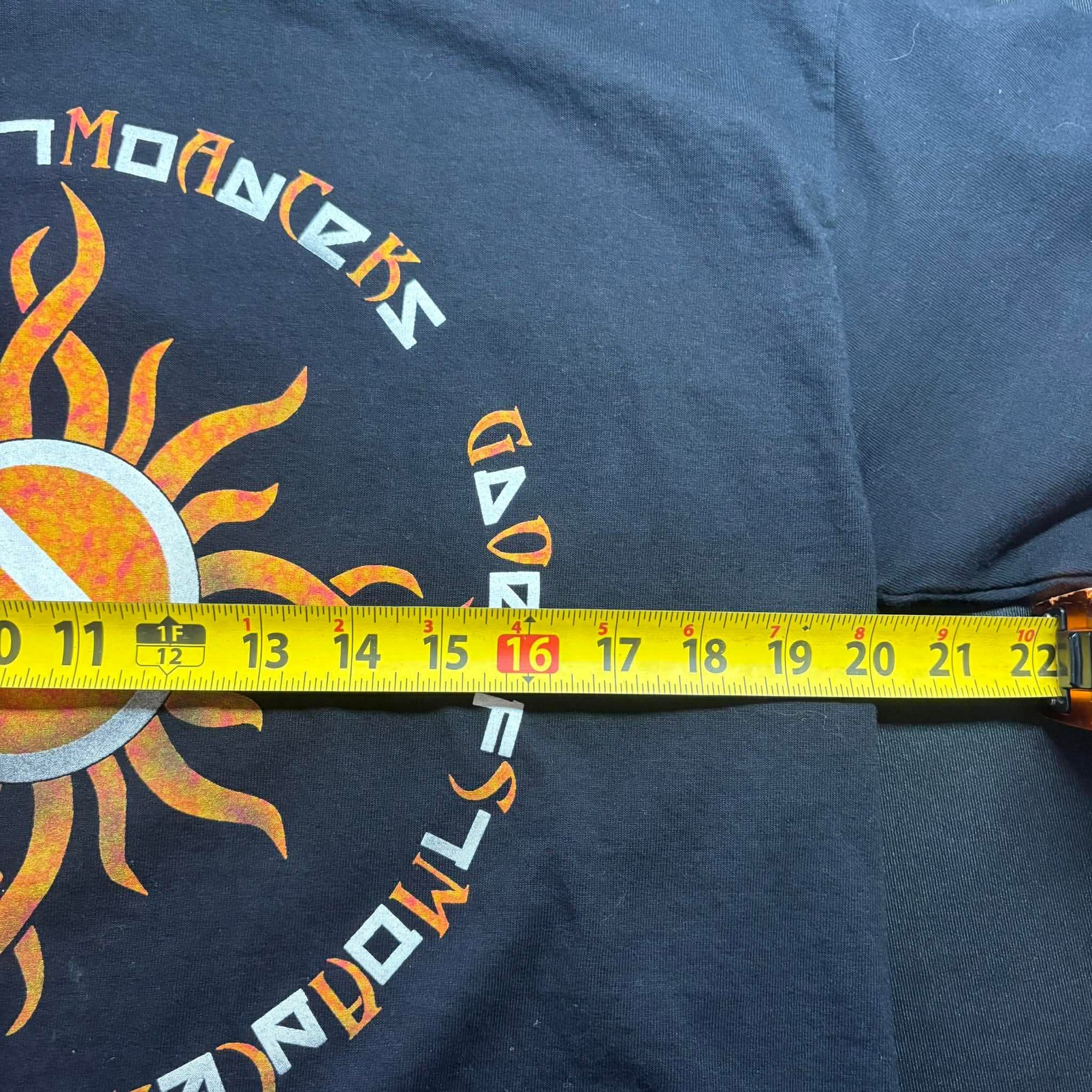 Band Tees Vintage Style Godsmack Sun Logo Rock Band T Shirt Size US L / EU 52-54 / 3 - 14 Thumbnail