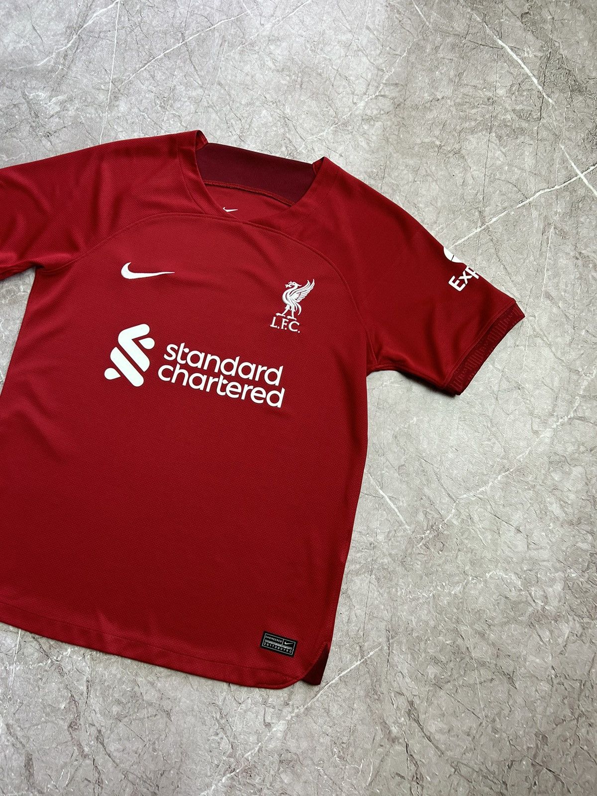 Nike Vintage Nike Liverpool LFC Jersey Soccer T shirt Y2K Size US S / EU 44-46 / 1 - 3 Thumbnail