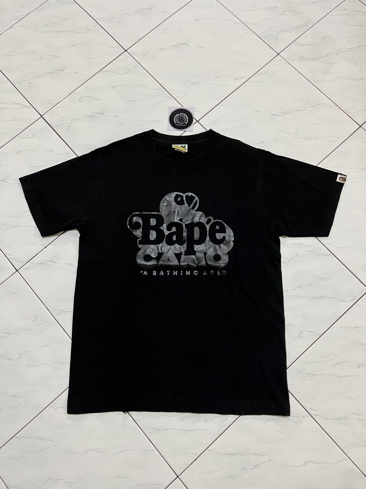 Bape 🔥 Vintage Bape Camo Tee Size US M / EU 48-50 / 2 - 1 Thumbnail