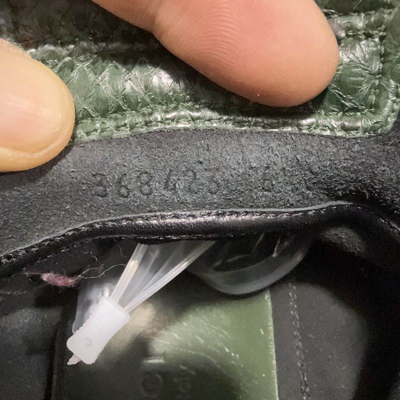 Gucci Gucci Stylish High-Top Sneakers in Green and Black -2508 Size US 8.5 / EU 41-42 - 1 Thumbnail