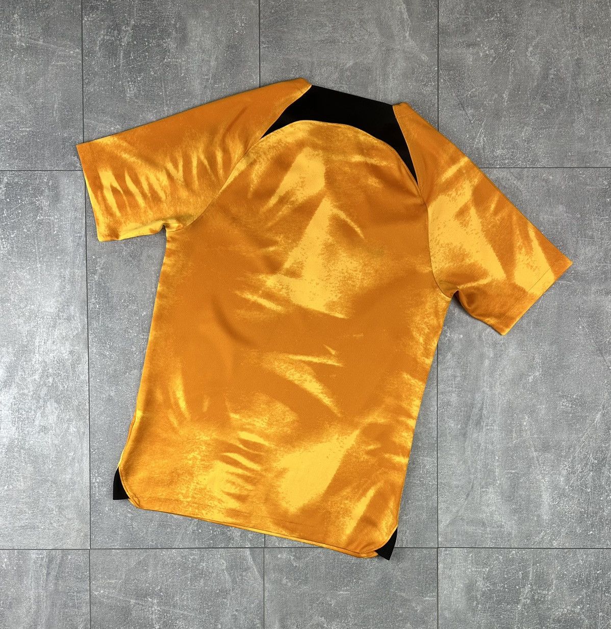 Nike Nike Netherlands National Team 2022/23 Home Soccer Jersey Size US S / EU 44-46 / 1 - 13 Thumbnail