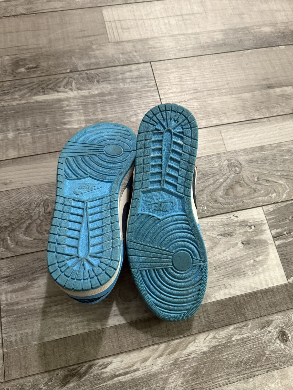 Jordan Brand Nike Air Jordan 1 Low UNC Size US 13 / EU 46 - 3 Thumbnail