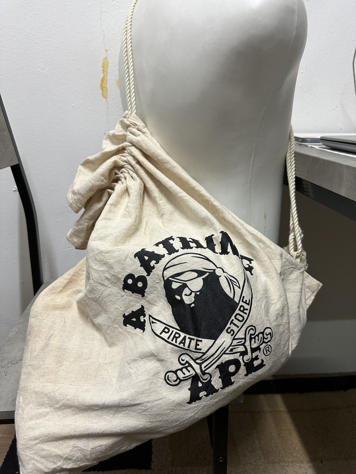 A bathing ape pirate store canvas bag