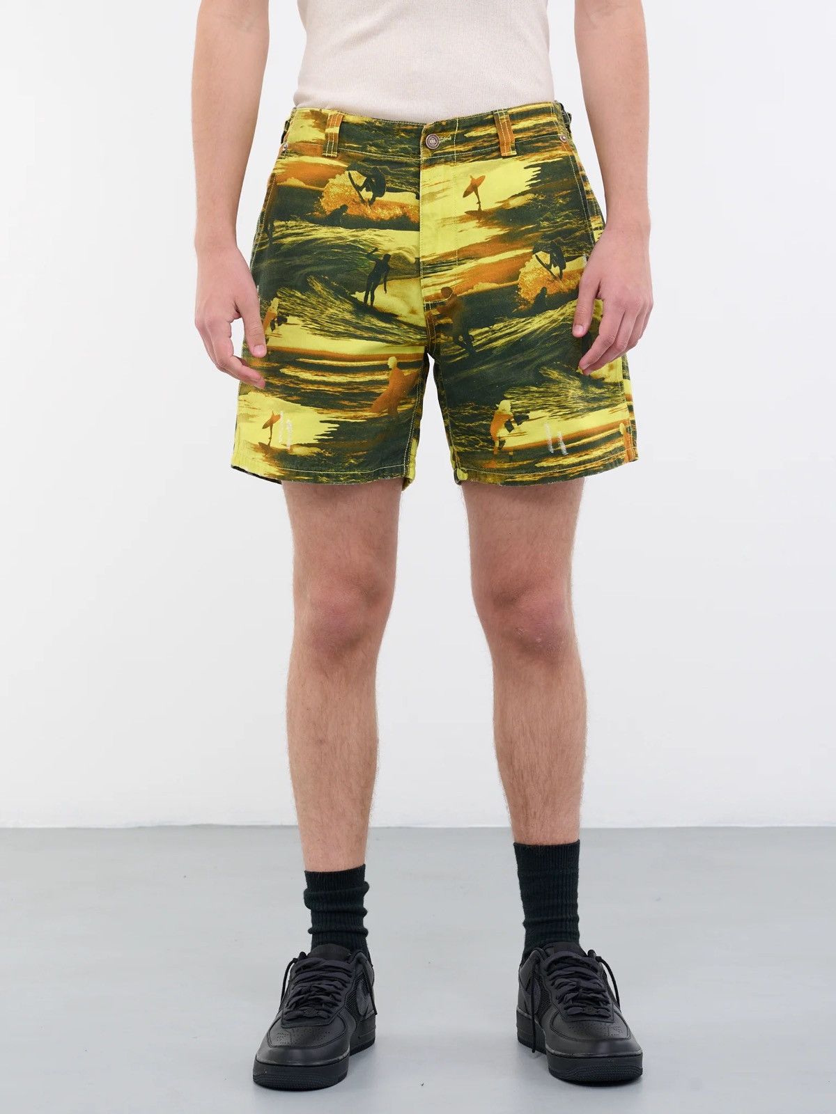 ERL NEW ERL Acid Sunset Waves Surfer Print Shorts Size US 35 - 2 Thumbnail