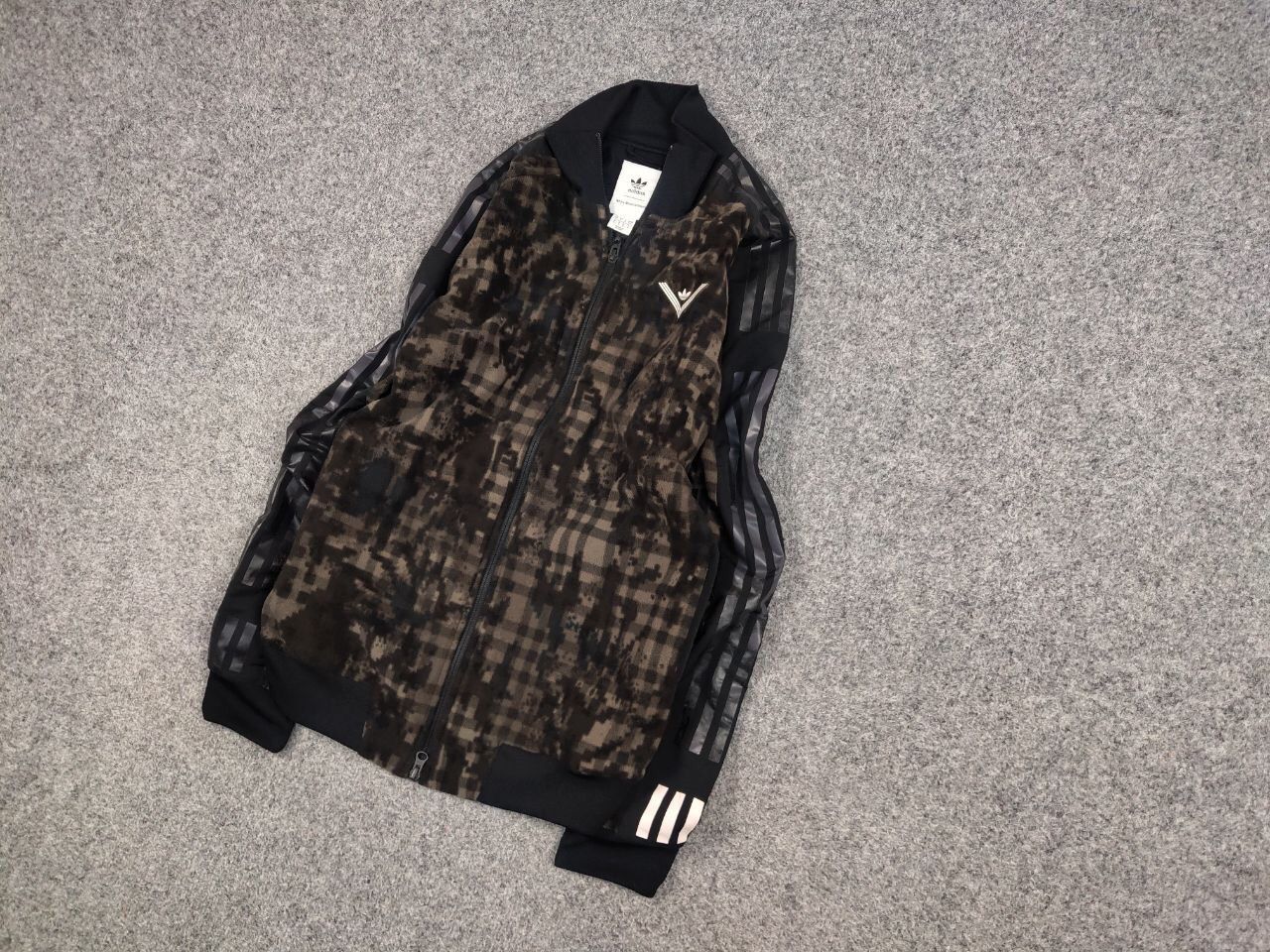 Adidas × White Mountaineering Adidas Originals White Mountaineering fleece Light Jacket Size US S / EU 44-46 / 1 - 4 Thumbnail