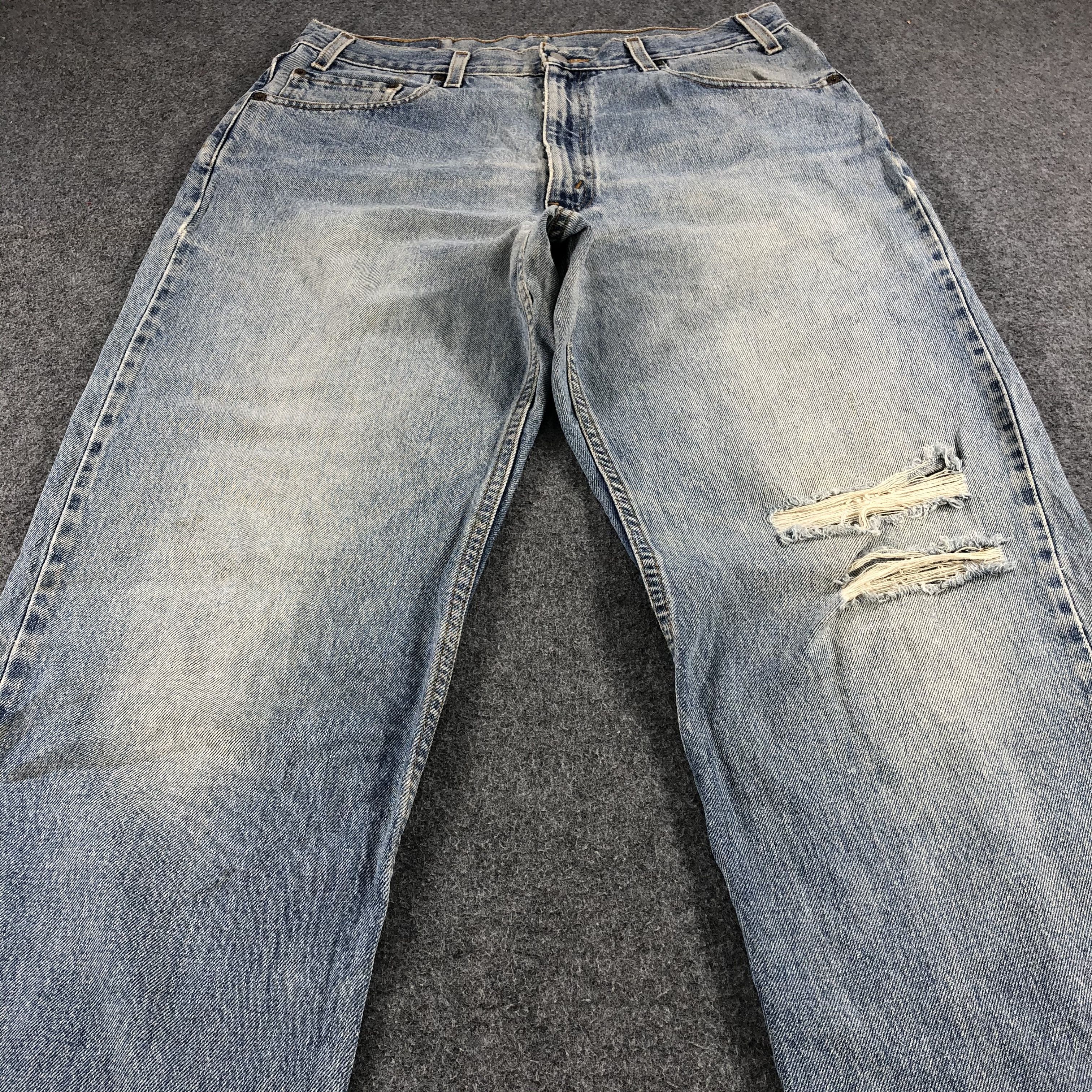 Levi's Vintage 90s Distress Levis 550 Light Wash Jeans-J1294 Size US 35 - 3 Thumbnail