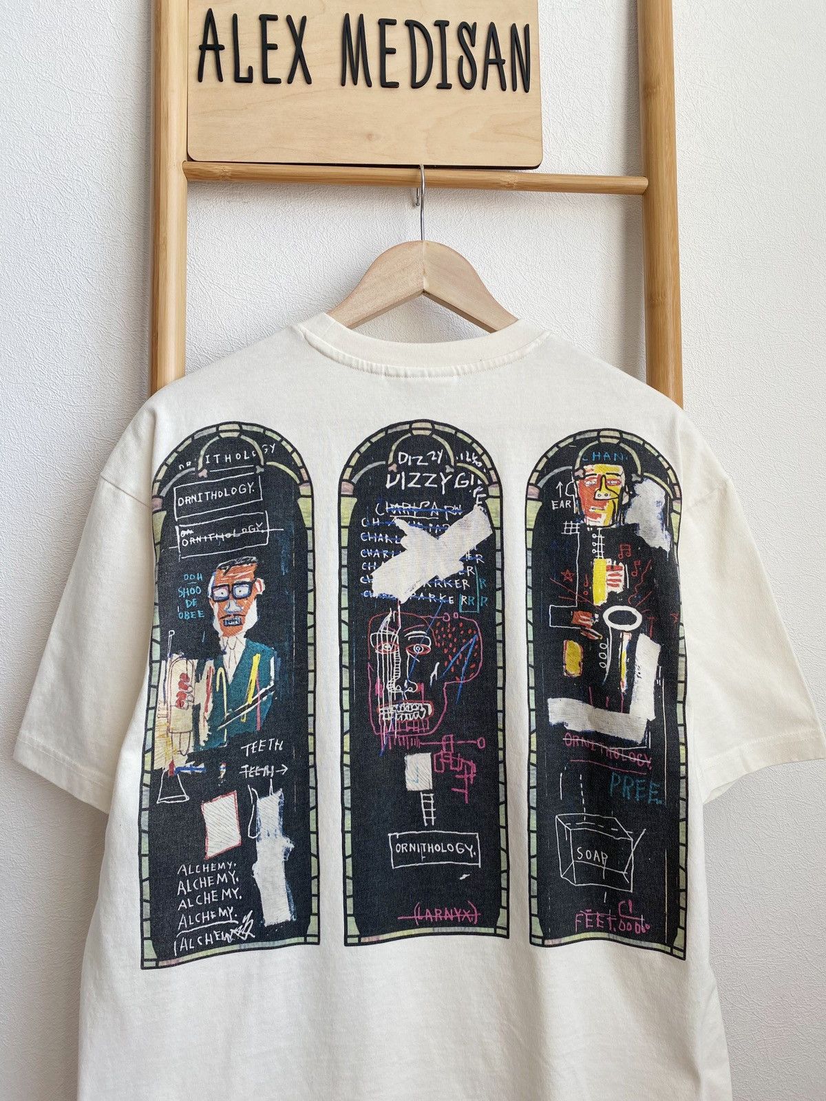 H&M × Jean-Michel Basquiat × Who Decides War WHO DECIDES WAR x BASQUIAT x H&M RELAXED FIT COTTON T-SHIRT Size US M / EU 48-50 / 2 - 9 Thumbnail