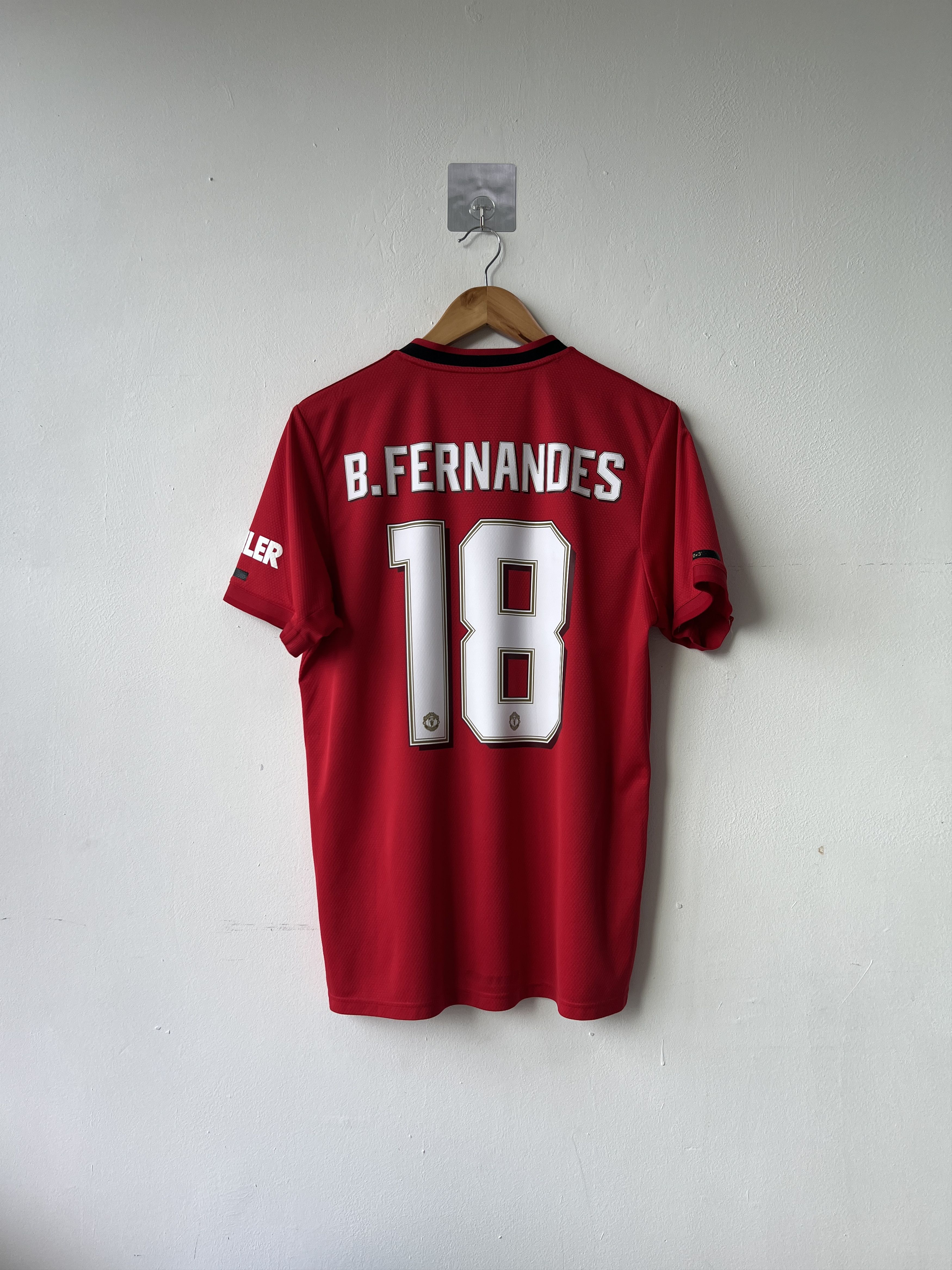 Adidas (L) Manchester United 2019-20 Home Kit B. Fernandes #18 Size US L / EU 52-54 / 3 - 1 Thumbnail
