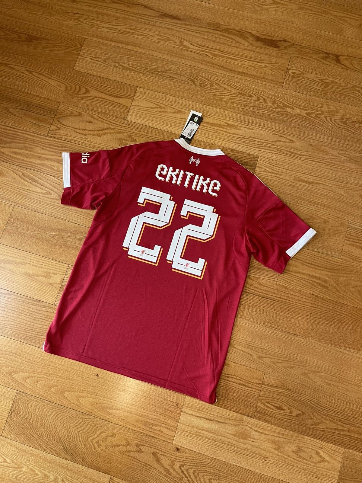 Nike Adidas Liverpool HUGO EKITIKE🇫🇷 2025/26 home jersey Size US L / EU 52-54 / 3 - 1 Thumbnail