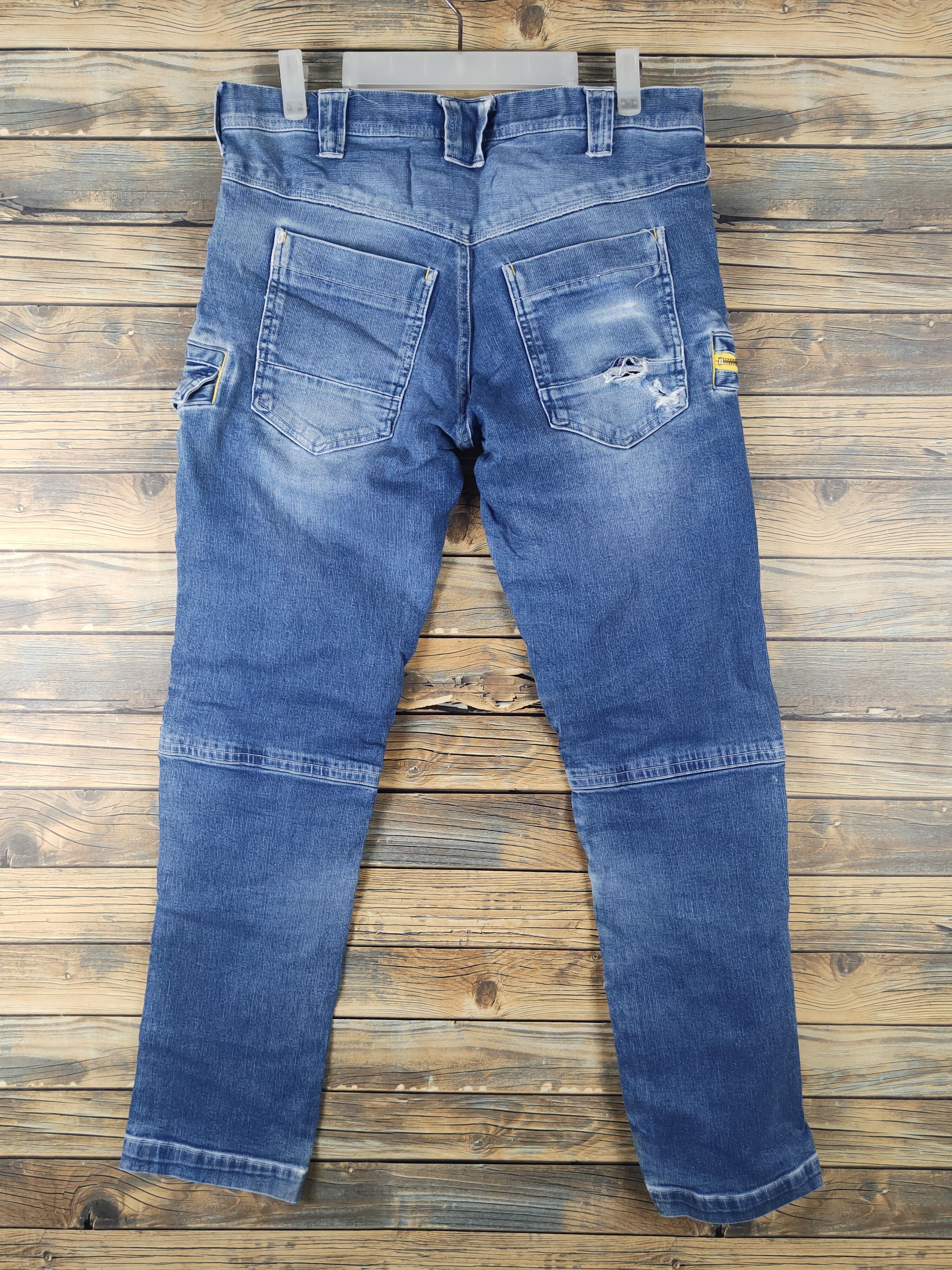 Japanese Brand DL Toraichi Blue Distressed Ripped Jeans #2124 Size US 33 - 8 Thumbnail