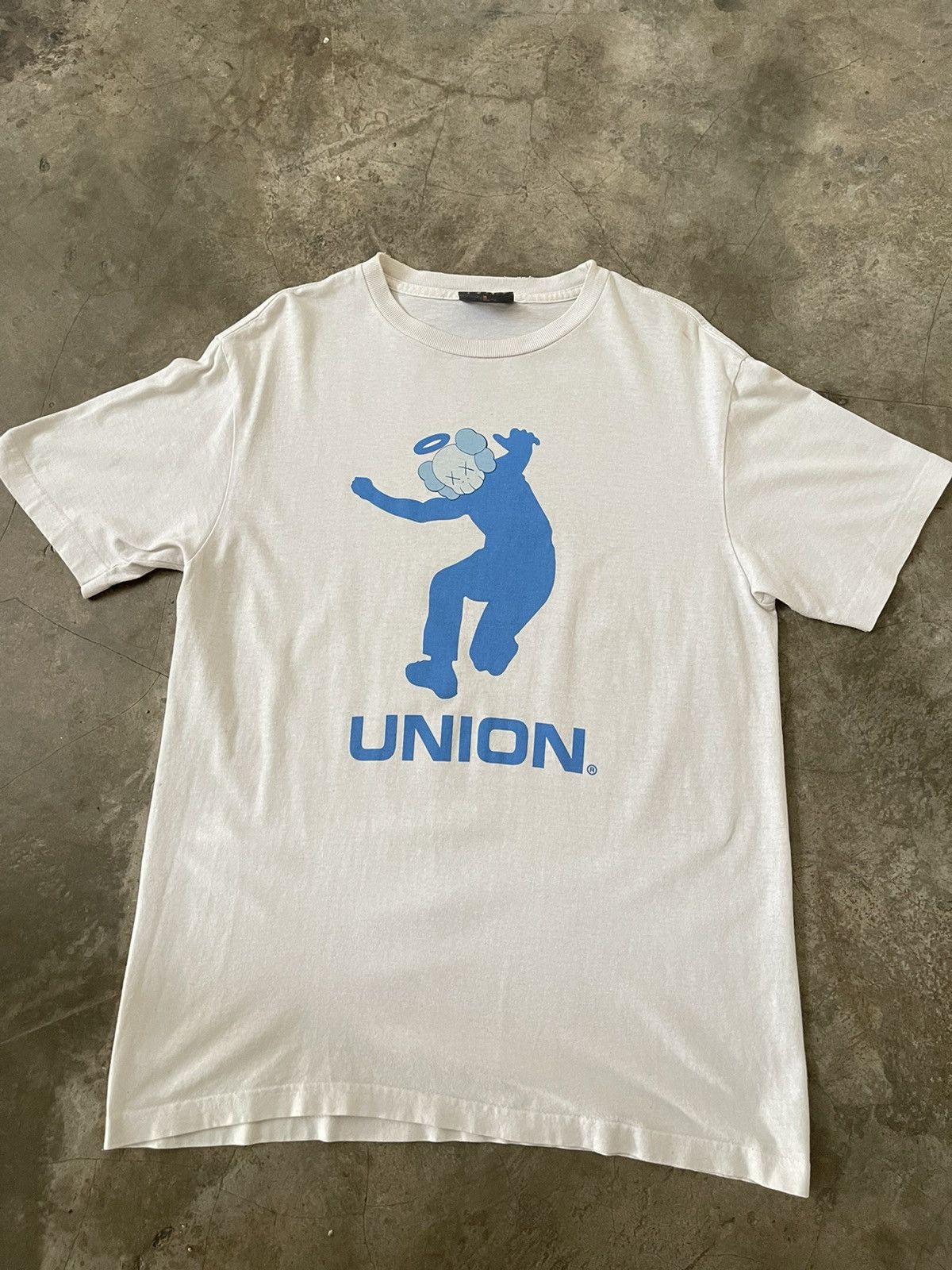 Union LA Vintage Union Kaws Halo Angel Size US L / EU 52-54 / 3 - 1 Thumbnail