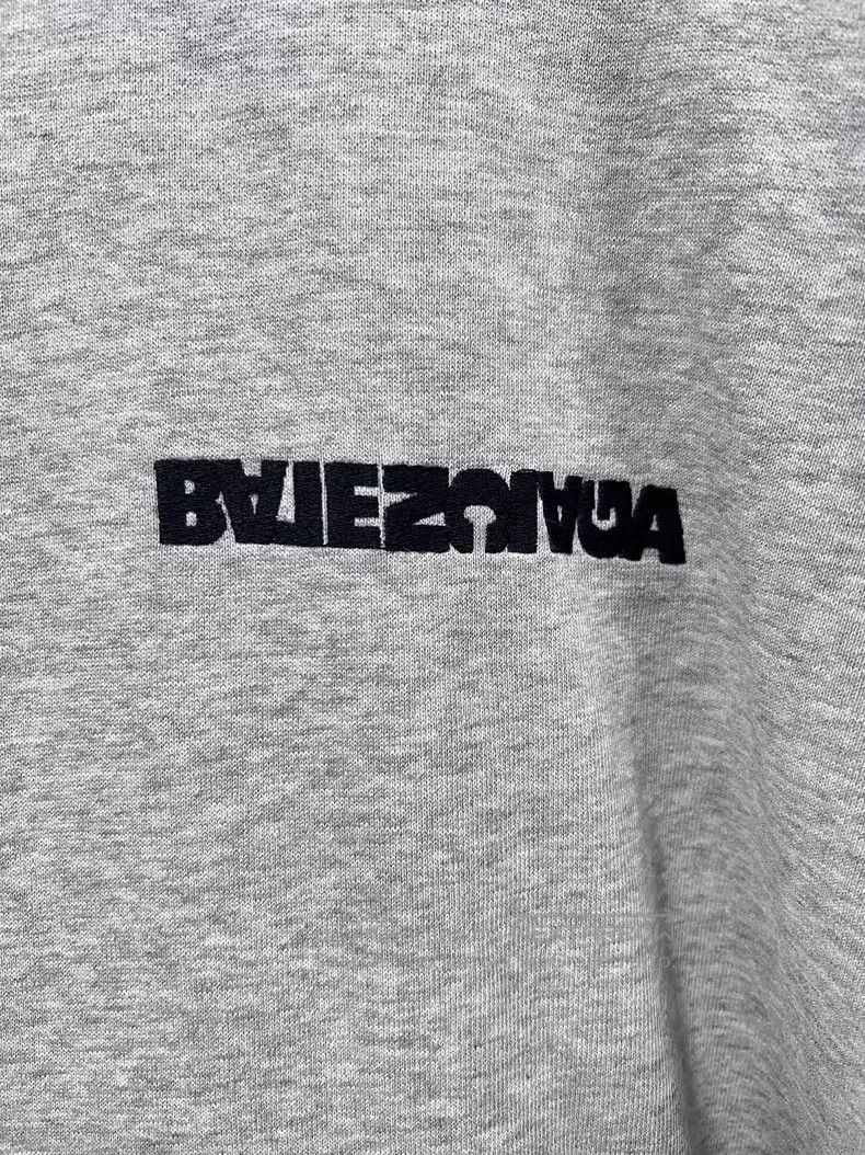 Balenciaga Balenciaga Grey reversed embroidered letter logo hooded sw Size US M / EU 48-50 / 2 - 4 Thumbnail