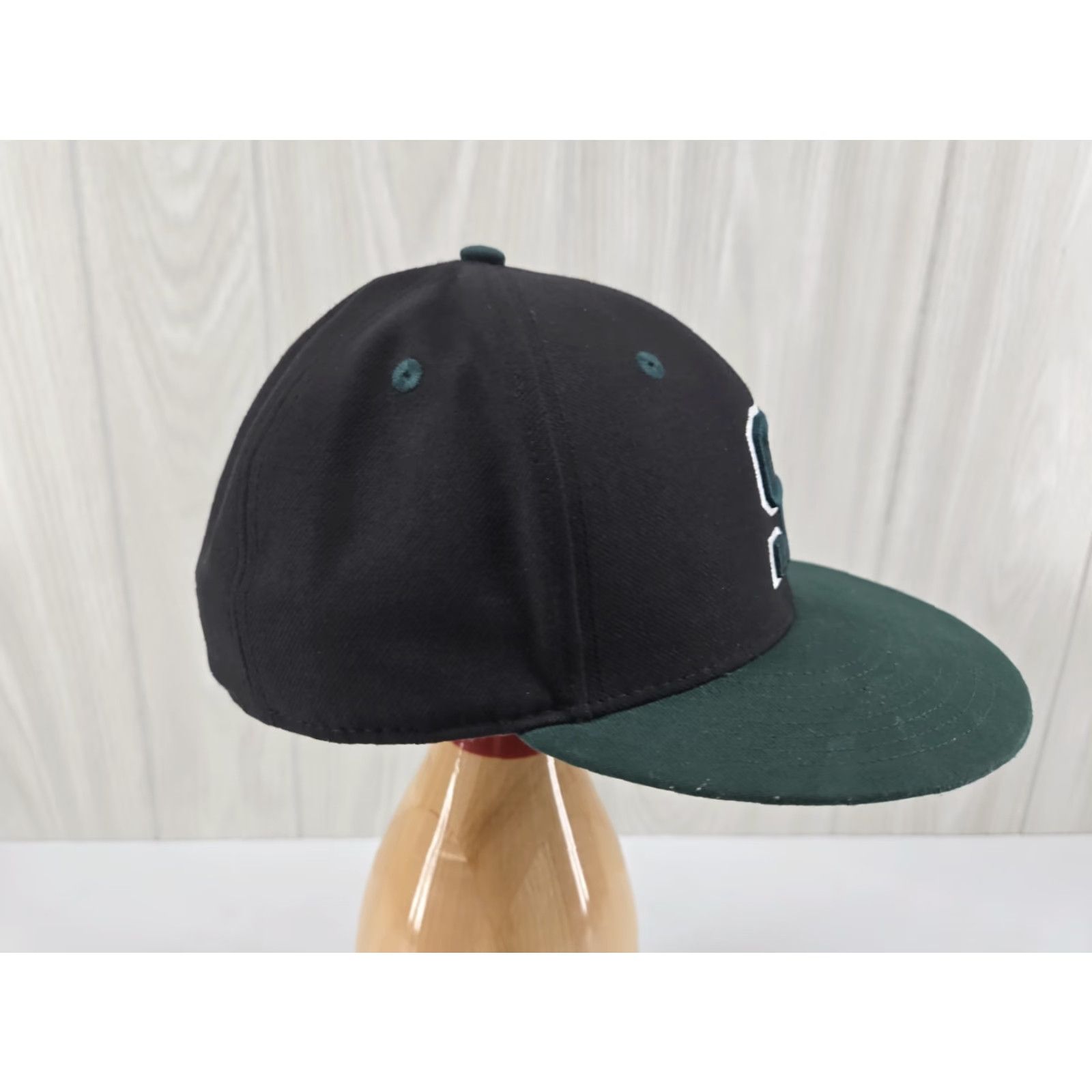 Vintage Shelton State Bucs Hat Cap Fitted 7 3/8 Tuscaloosa Alabama College Baseball Cap Mens Black Richardson Size ONE SIZE - 4 Thumbnail