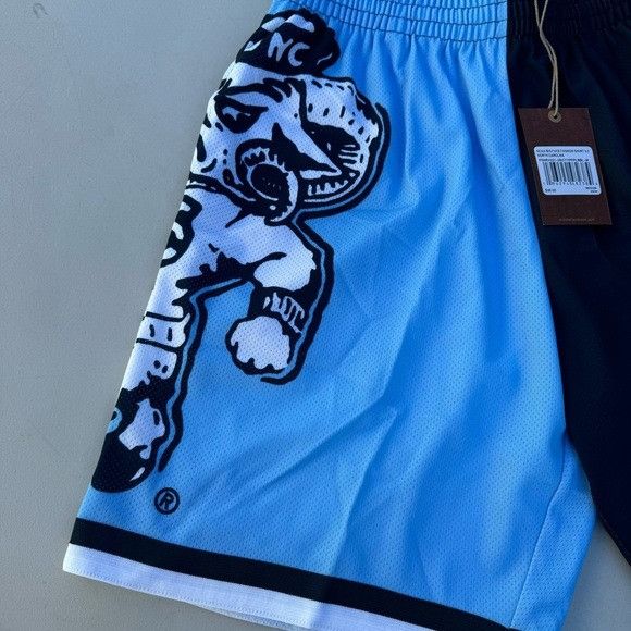 Designer × Mitchell & Ness NWT MITCHELL & NESS NCAA BIG FACE FASHION SHORT 5.0 SZ M Size US 30 / EU 46 - 6 Thumbnail