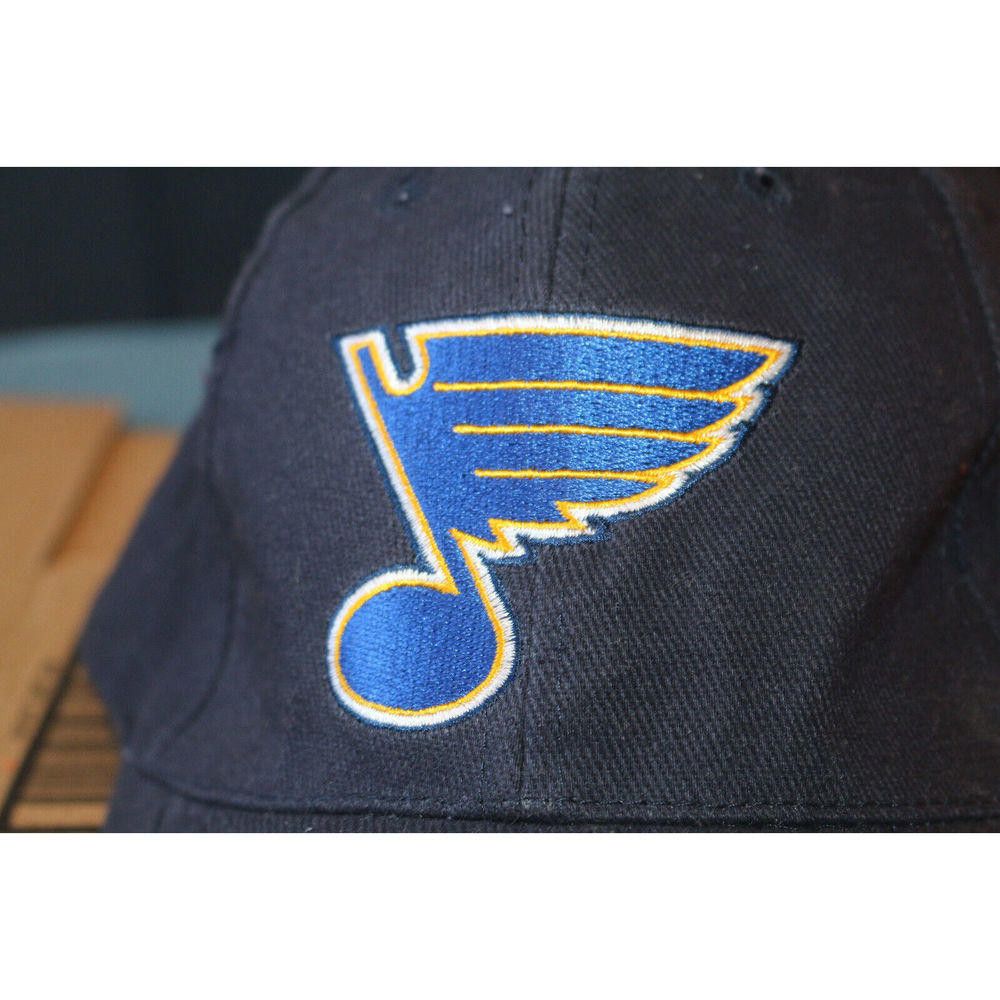 Budweiser St. Louis Blues NHL Embroidered Logo Mens Cap Navy Blue Dad Size ONE SIZE - 2 Thumbnail