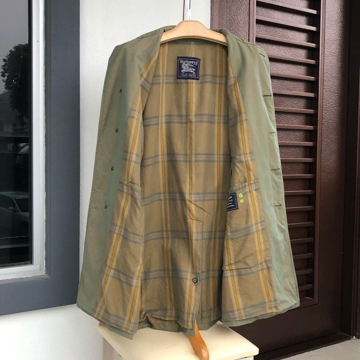 Burberry Vintage 90s Burberrys Prorsum London England Trench Coat Size US M / EU 48-50 / 2 - 10 Thumbnail