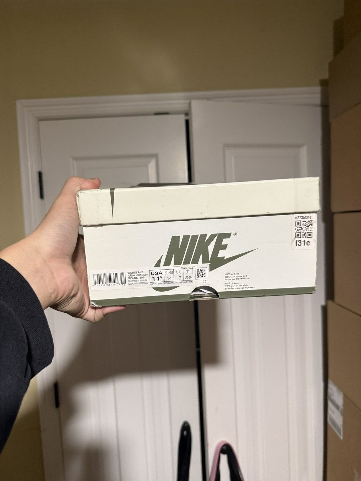 Nike × Travis Scott Jordan 1 Low Travis Scott Olive Size US 10 / EU 43 - 8 Thumbnail