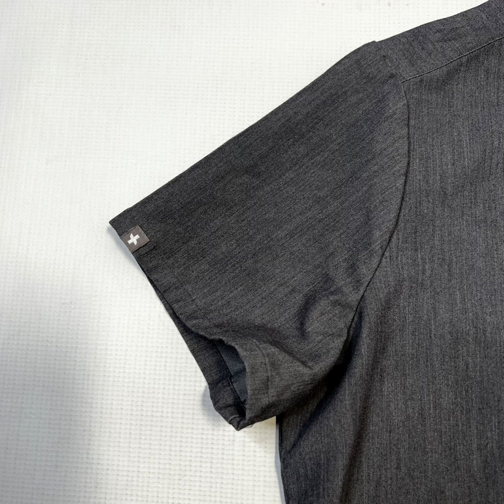 Vintage FIGS Casma Short Sleeve Scrub Top Gray Womens M 3 Pocket FW1100 Scrub Top Size M / US 6-8 / IT 42-44 - 5 Thumbnail