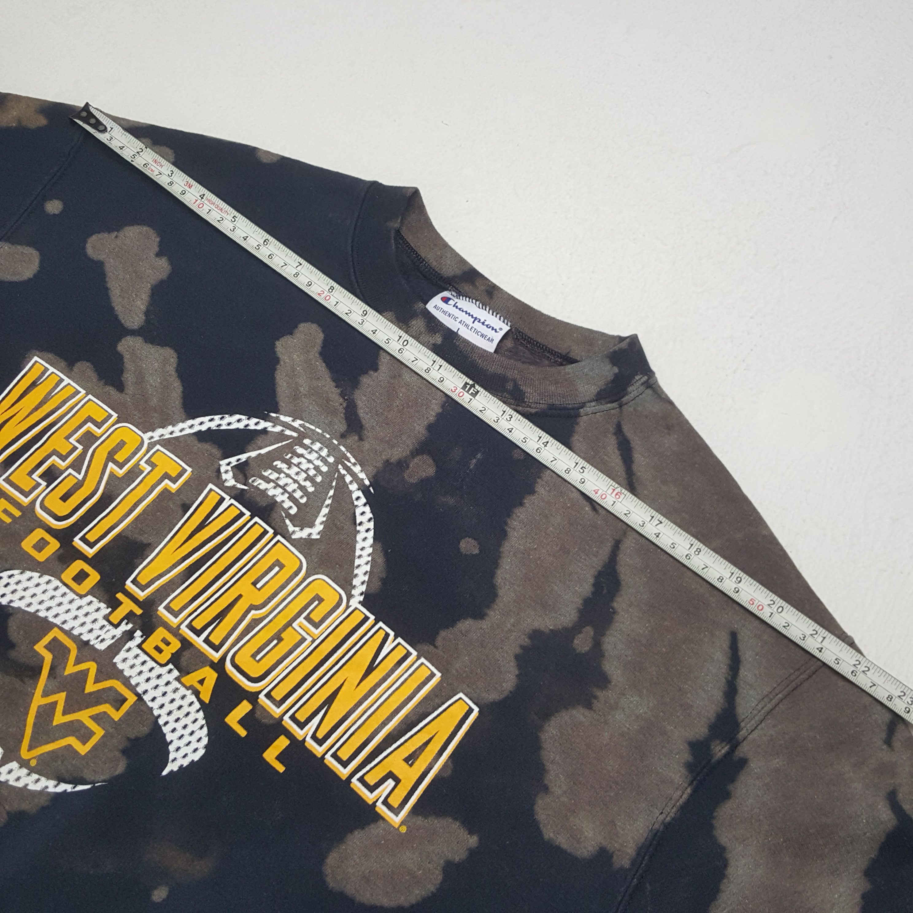 Champion Vintage West Virginia Football Tie-dye Sweatshirt C283N28 Size US L / EU 52-54 / 3 - 5 Thumbnail